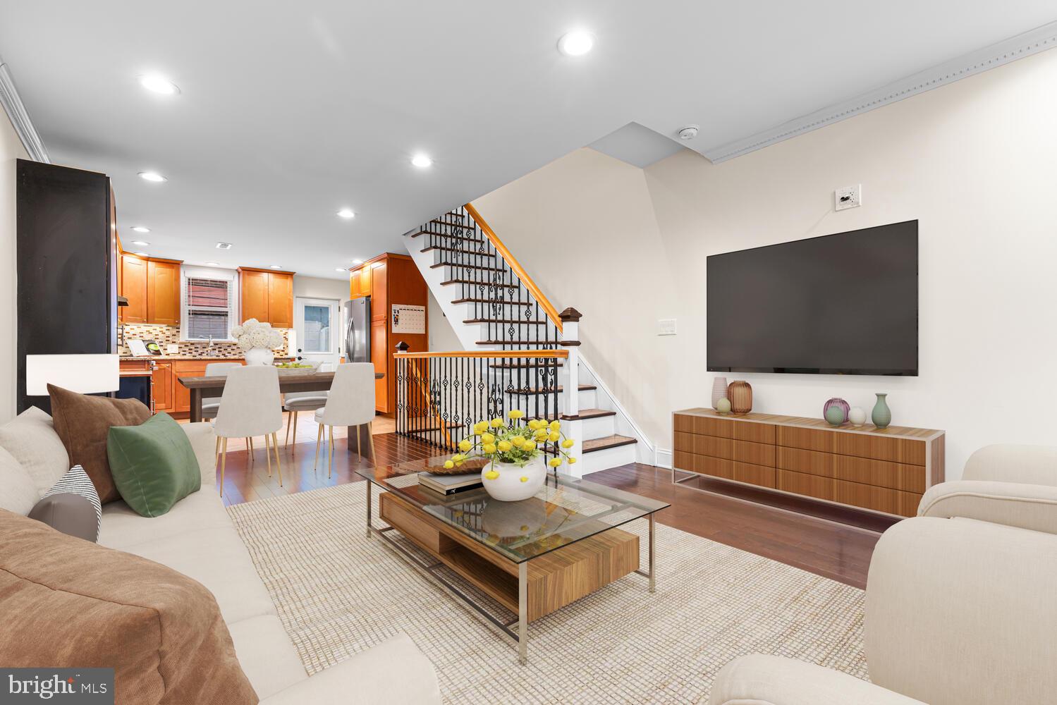 PASSYUNK SQUARE - Residential