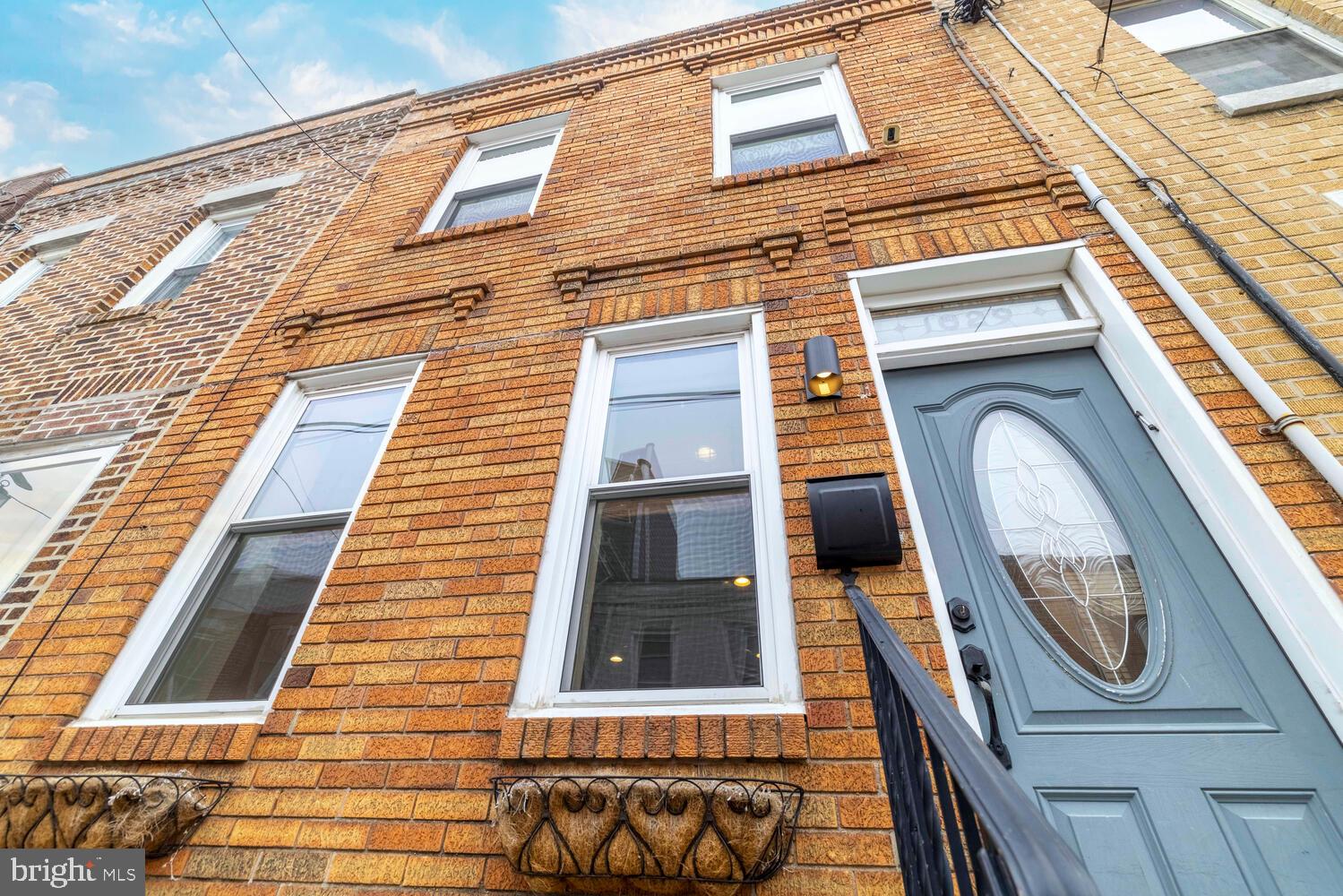 PASSYUNK SQUARE - Residential