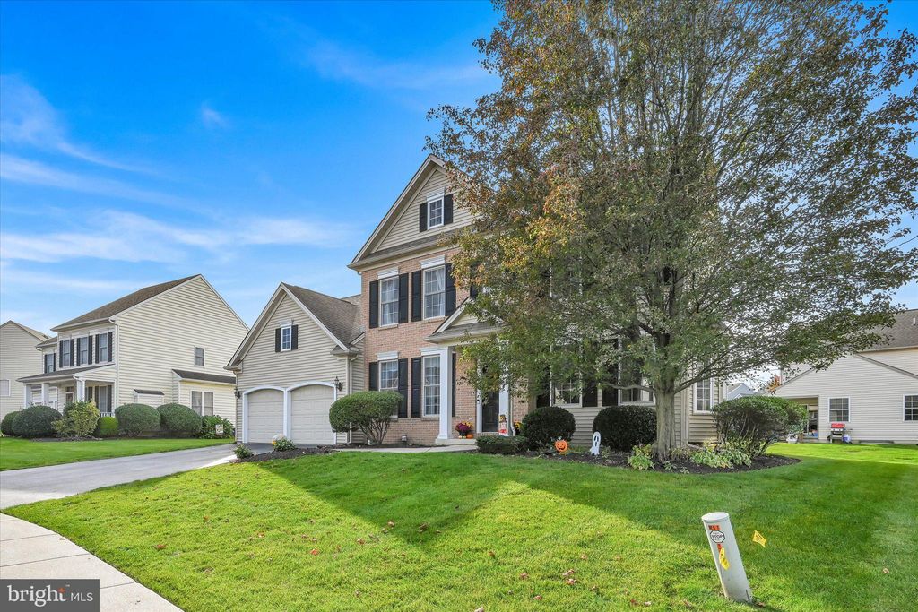 Photo of 127 Charlan Boulevard, Mount Joy, PA 17552 (MLS # PALA2042810)