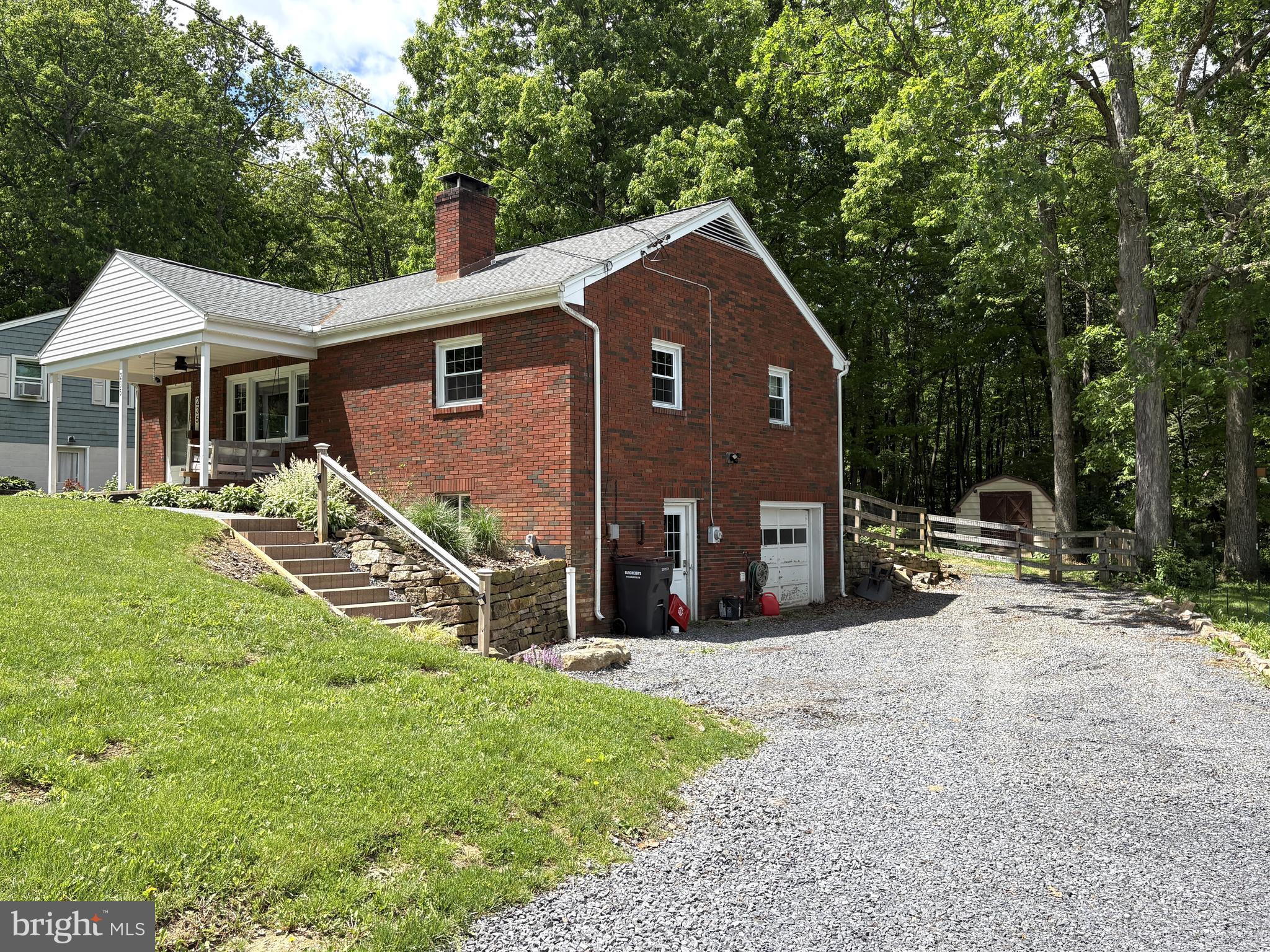 PINE GROVE MILLS - Residential