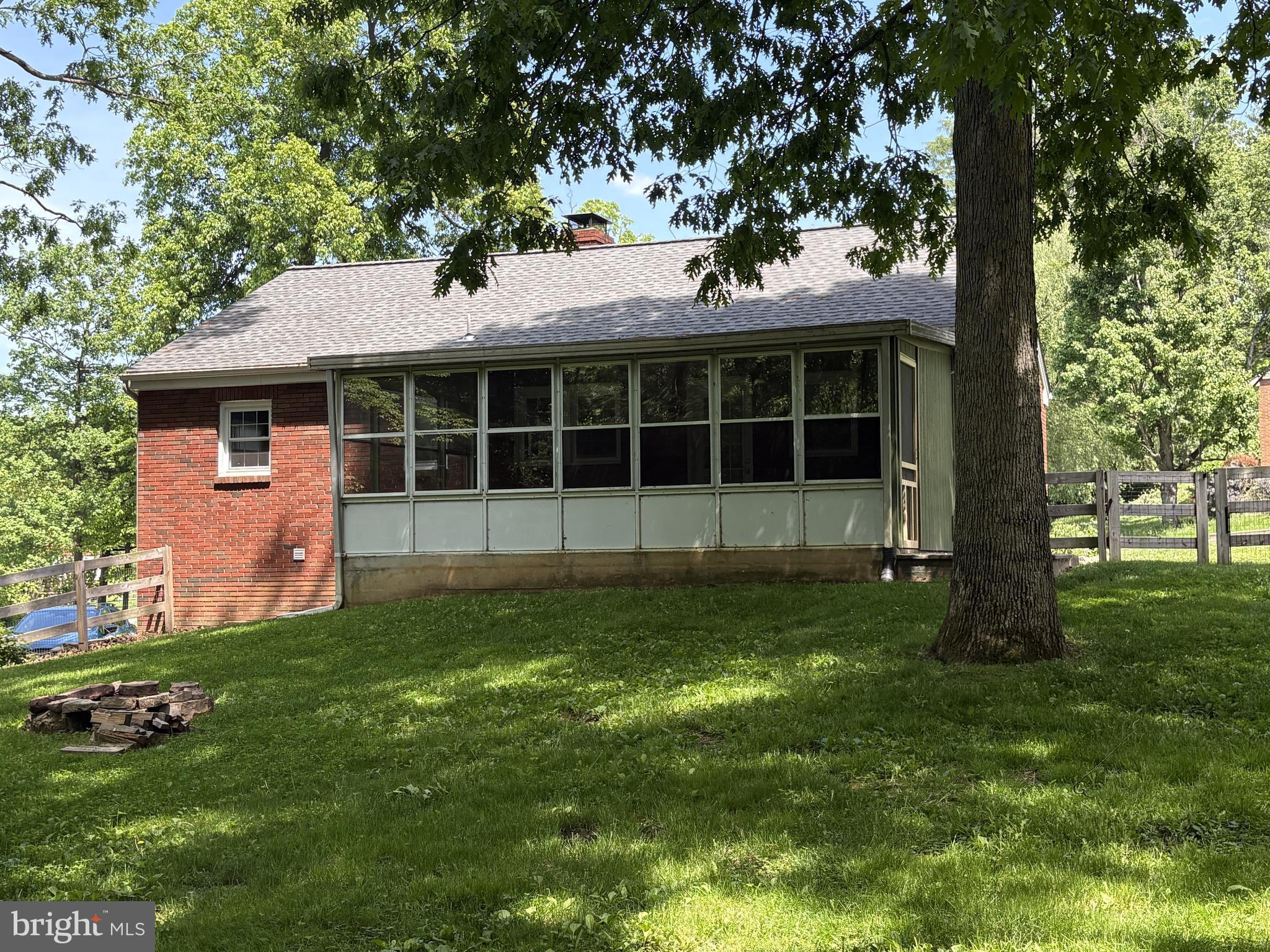 PINE GROVE MILLS - Residential