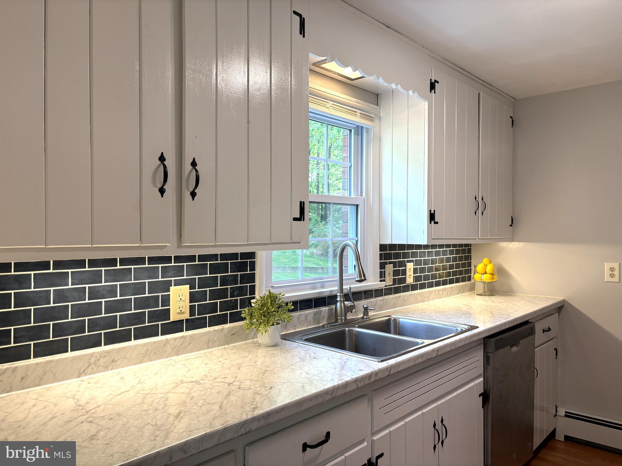 PINE GROVE MILLS - Residential