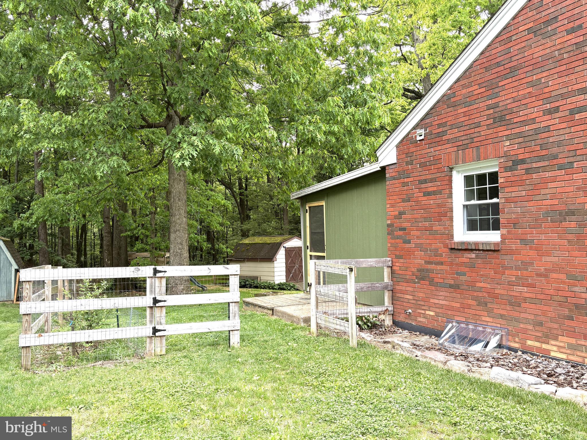 PINE GROVE MILLS - Residential