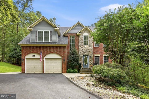 Photo of 10347 Bear Creek Drive, MANASSAS, VA 20111 (MLS # VAPW2131110)