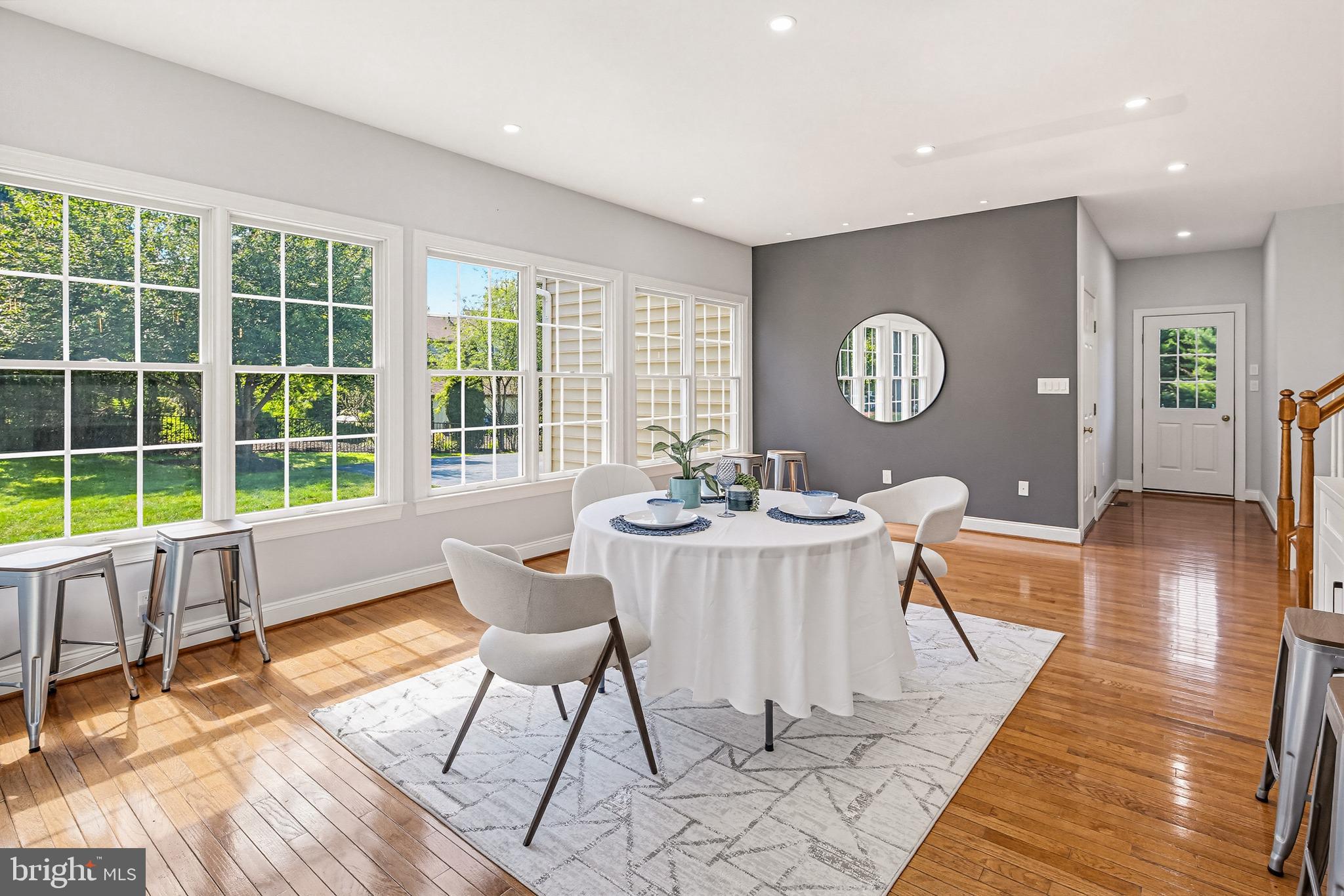 TRIADELPHIA WOODS - Residential