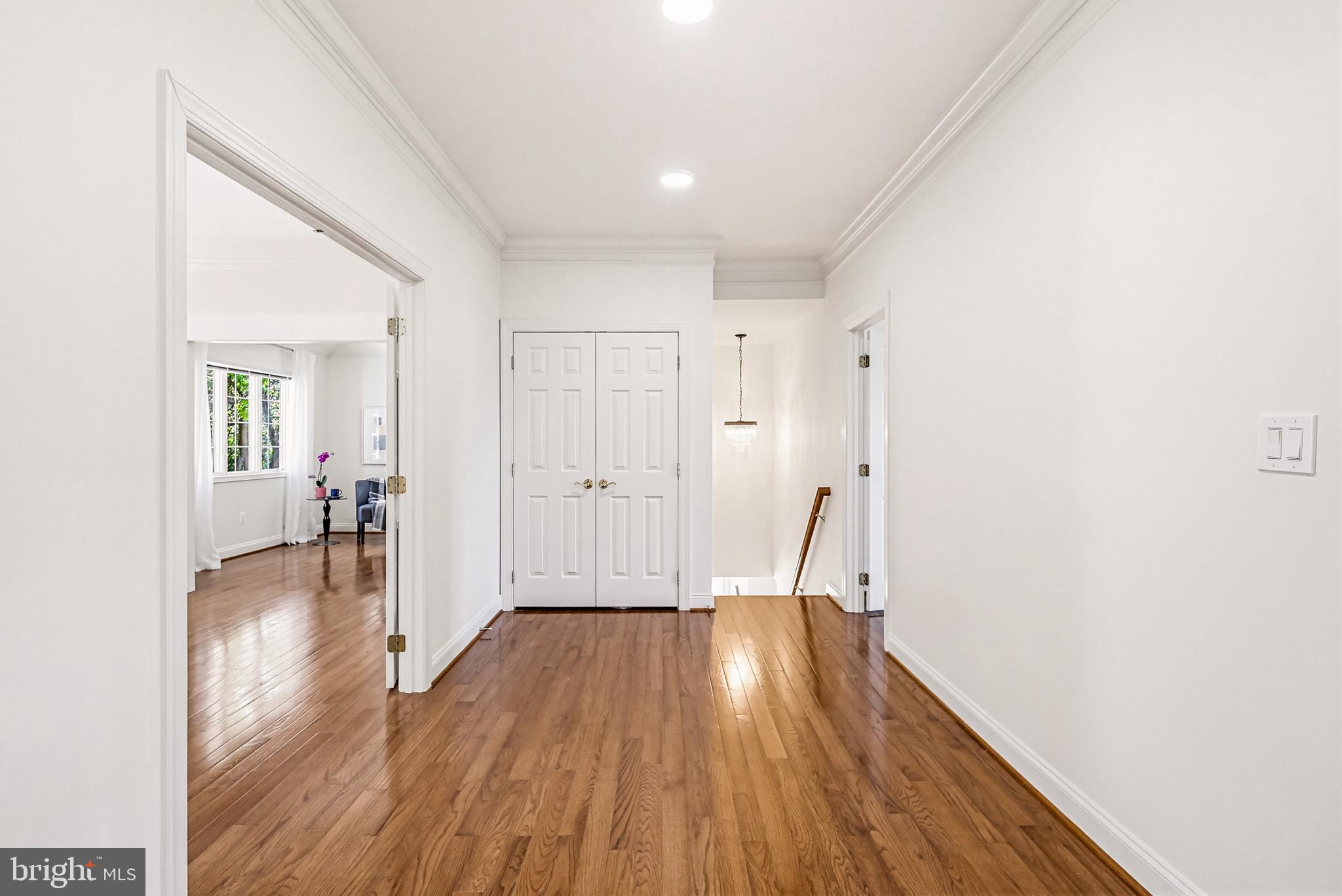 TRIADELPHIA WOODS - Residential