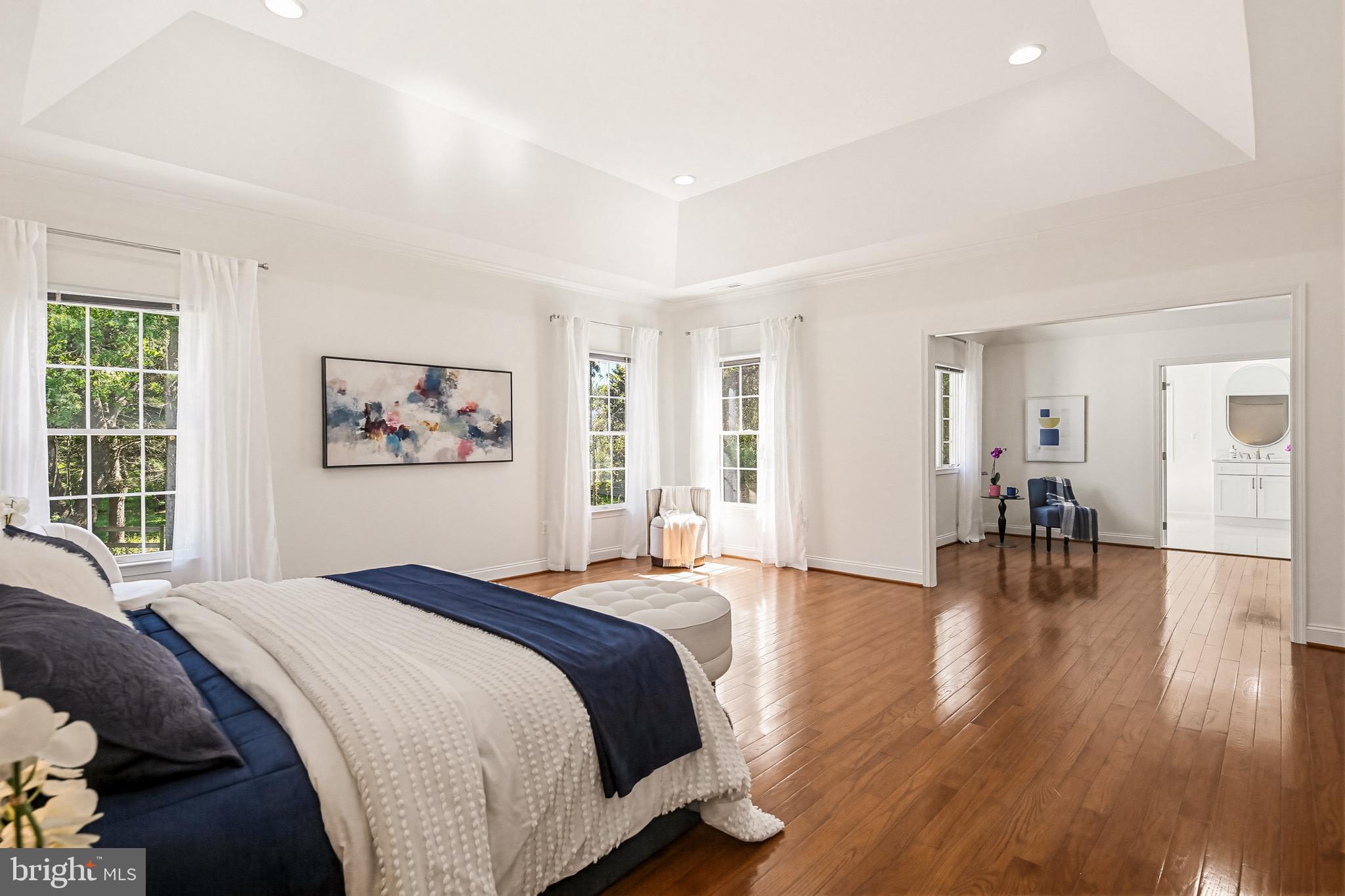 TRIADELPHIA WOODS - Residential