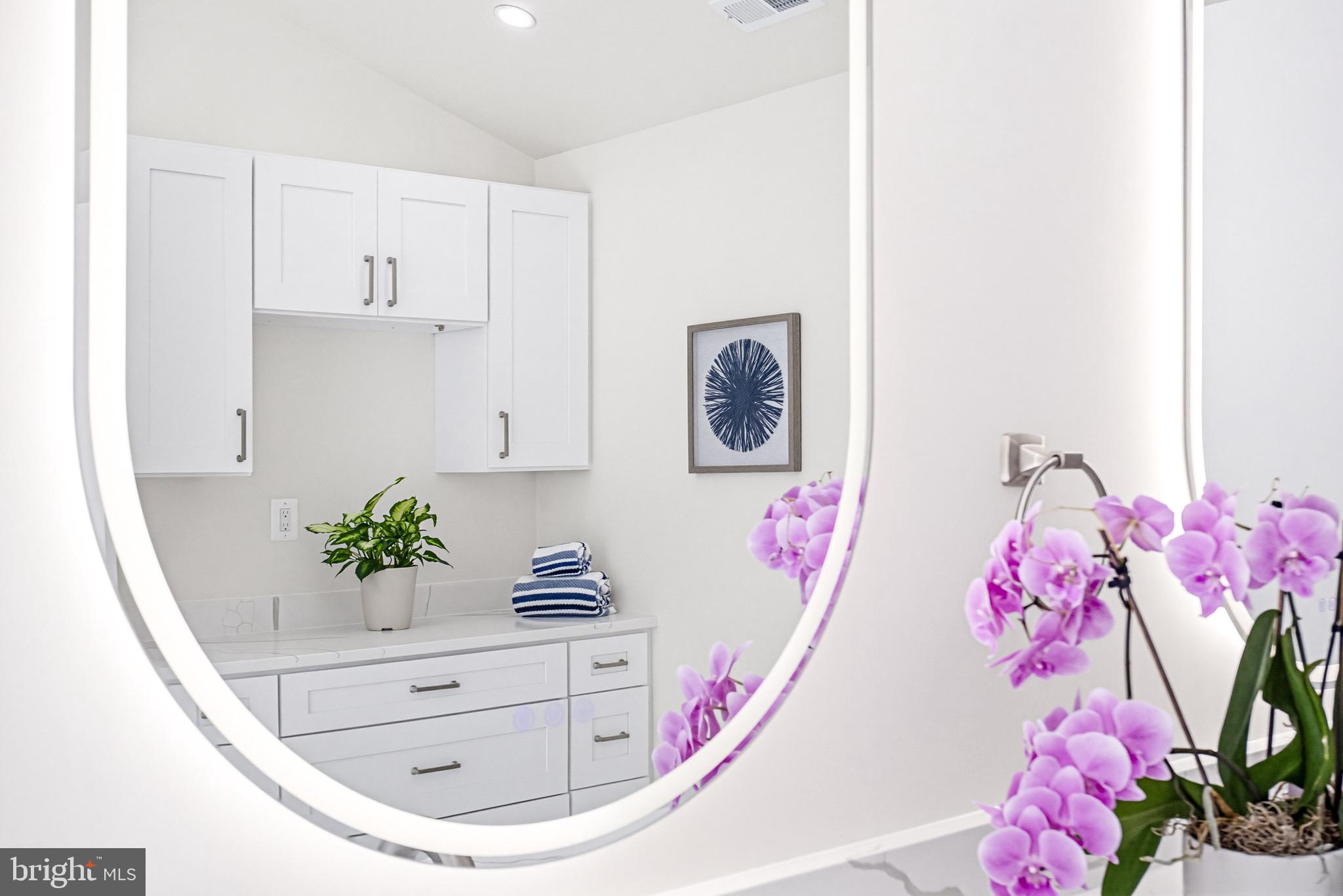 TRIADELPHIA WOODS - Residential