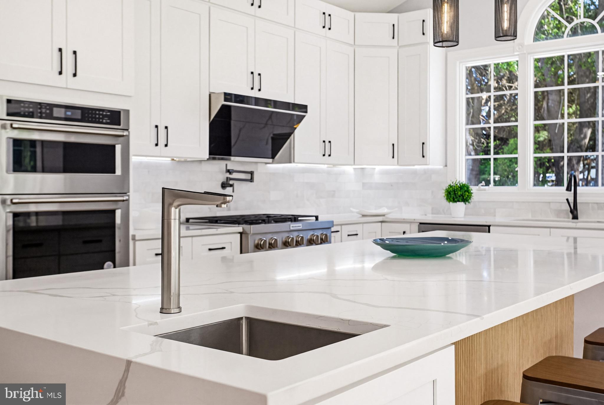 TRIADELPHIA WOODS - Residential