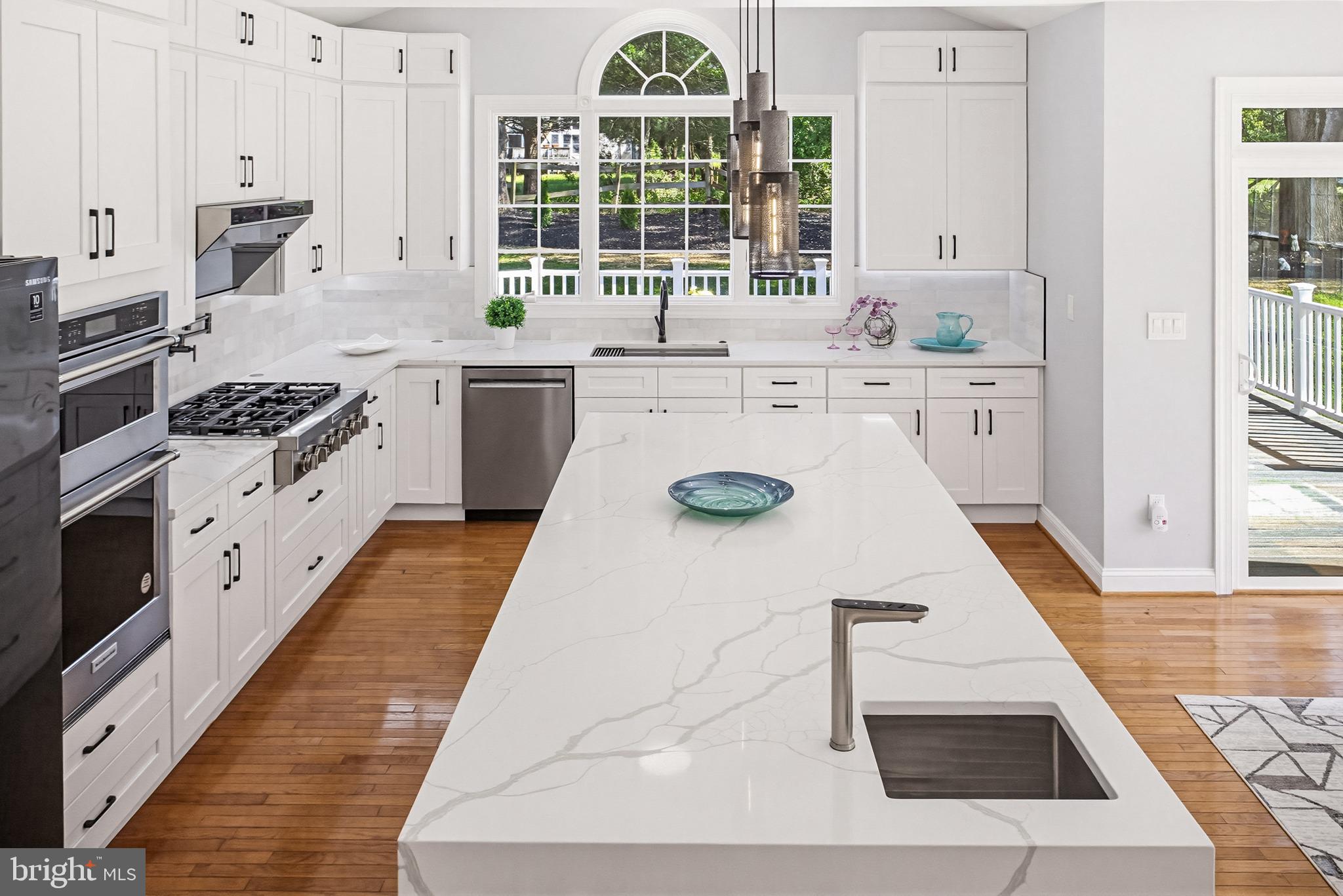 TRIADELPHIA WOODS - Residential