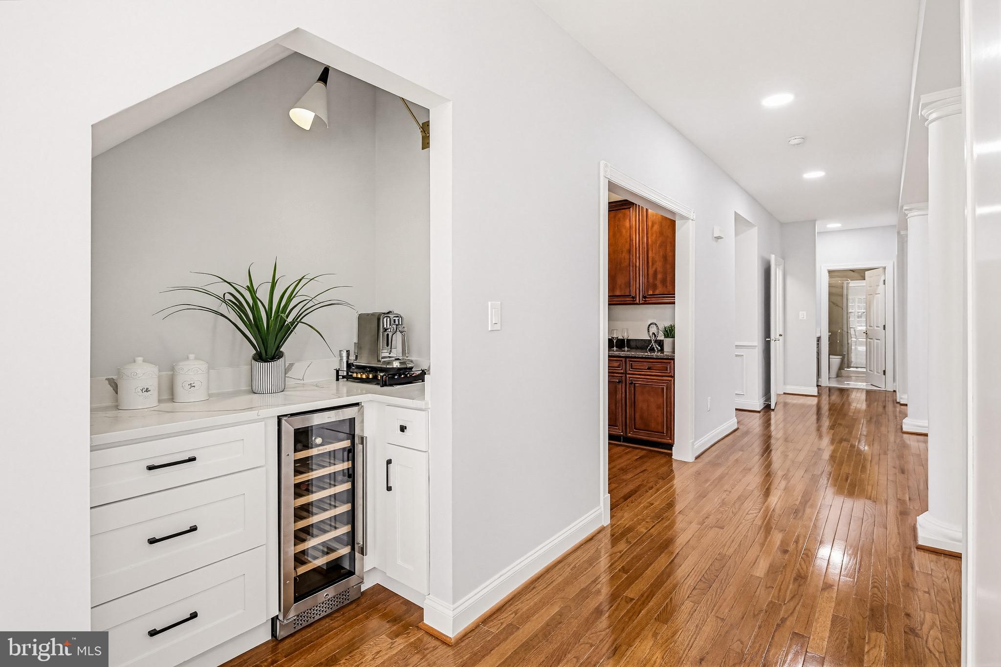 TRIADELPHIA WOODS - Residential