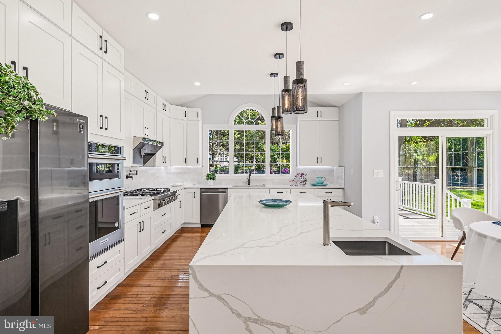 TRIADELPHIA WOODS - Residential