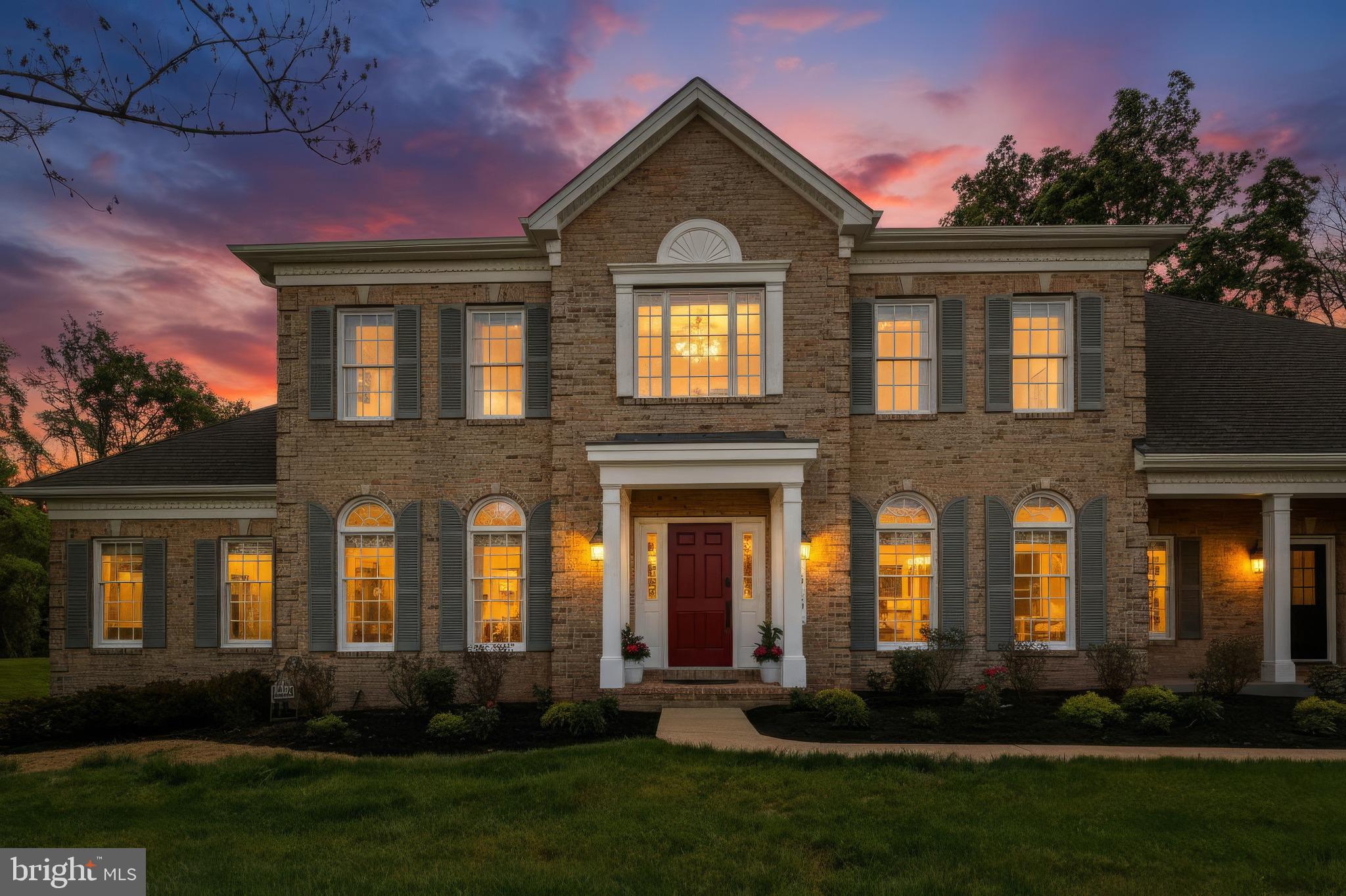 TRIADELPHIA WOODS - Residential