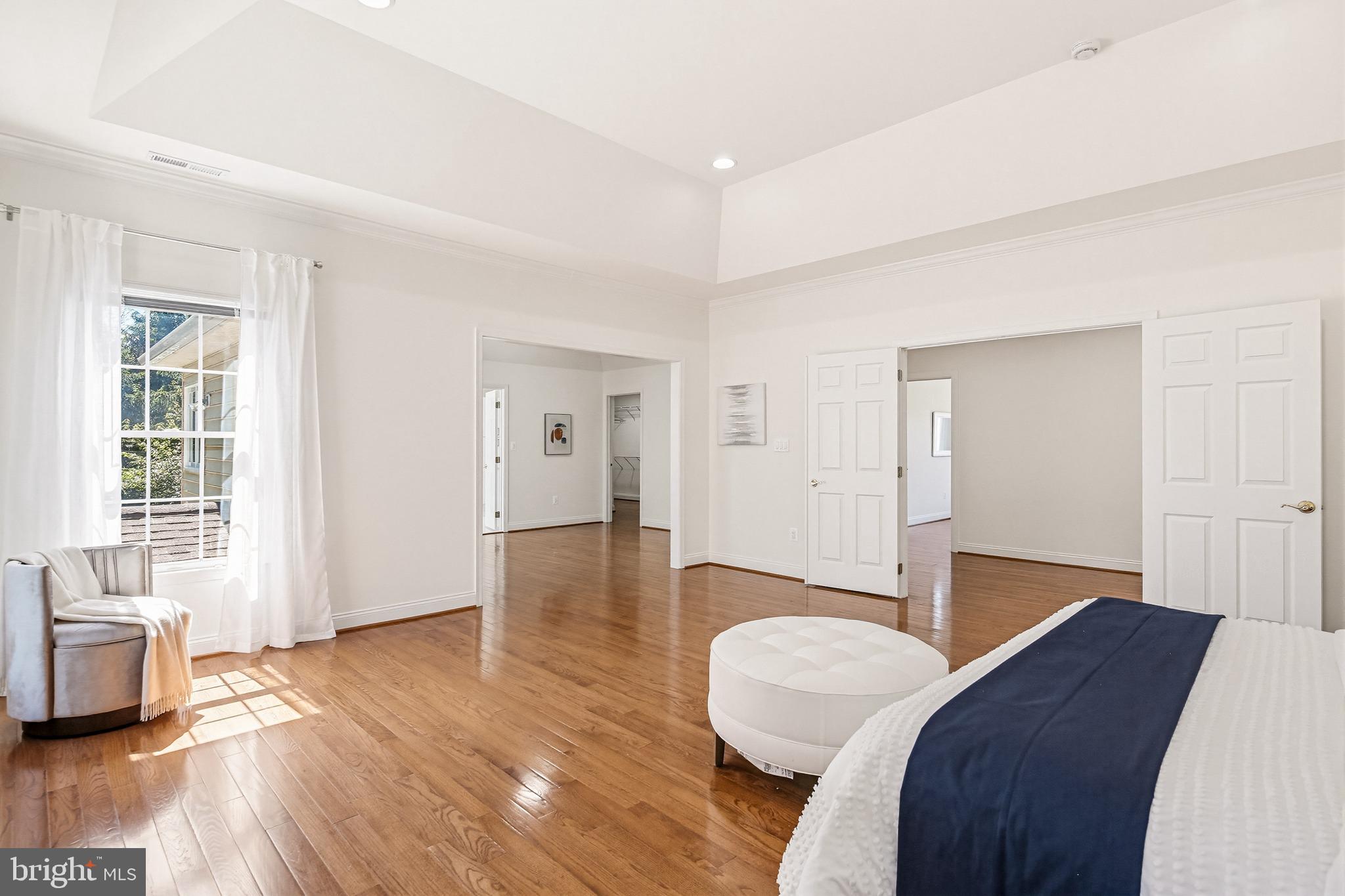 TRIADELPHIA WOODS - Residential