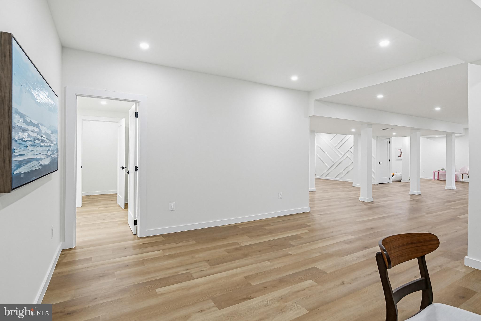 TRIADELPHIA WOODS - Residential