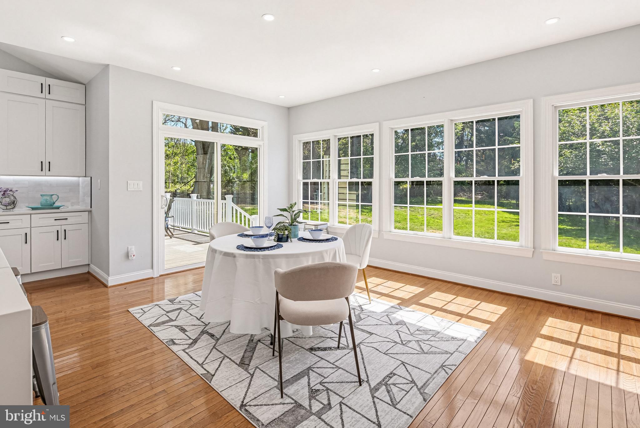 TRIADELPHIA WOODS - Residential