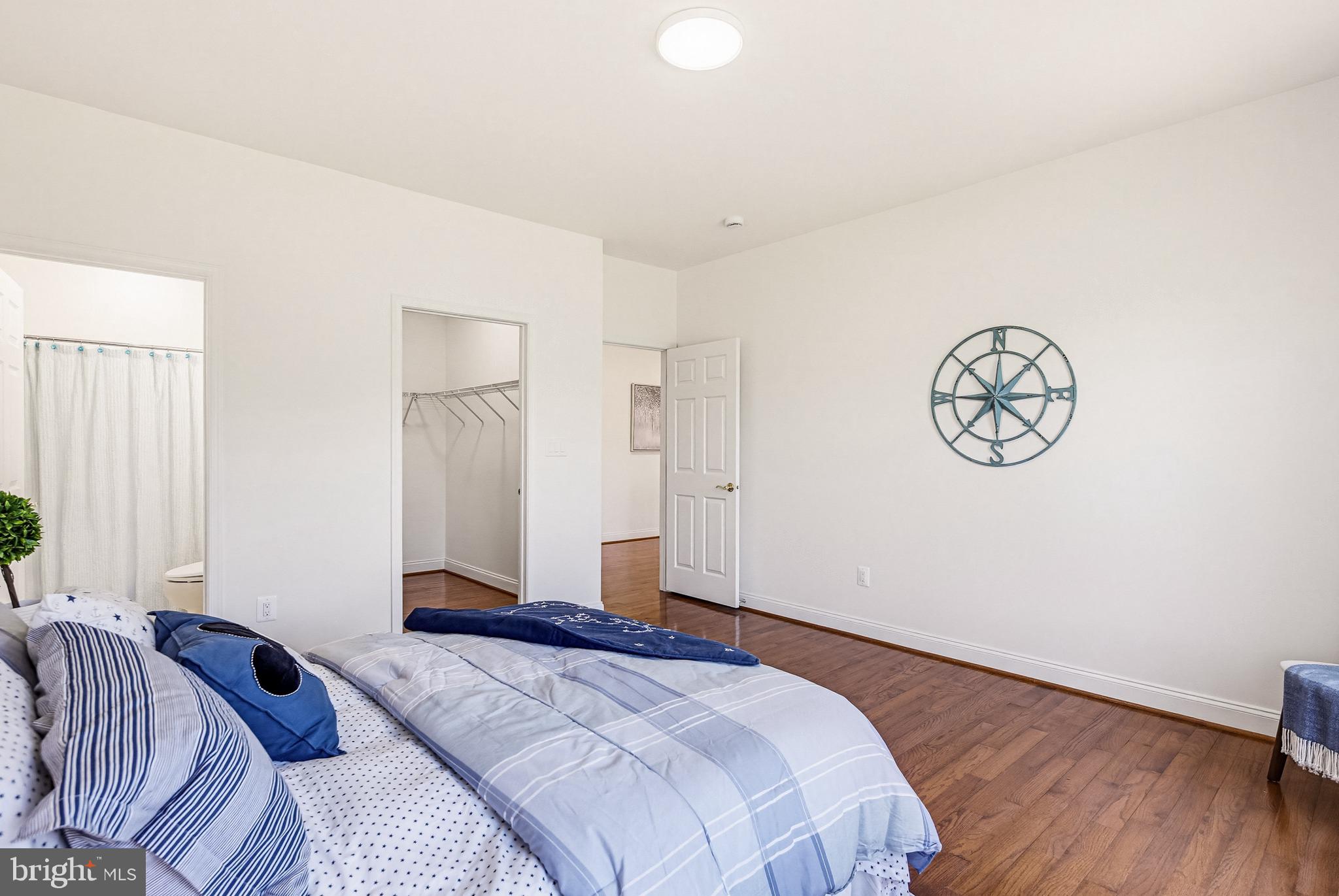 TRIADELPHIA WOODS - Residential