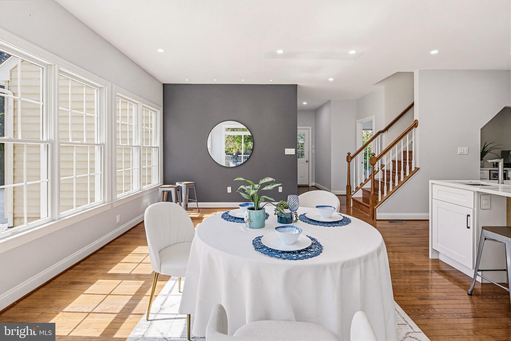 TRIADELPHIA WOODS - Residential
