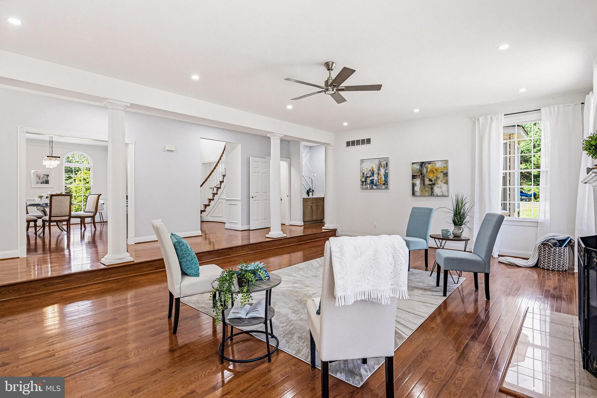 TRIADELPHIA WOODS - Residential