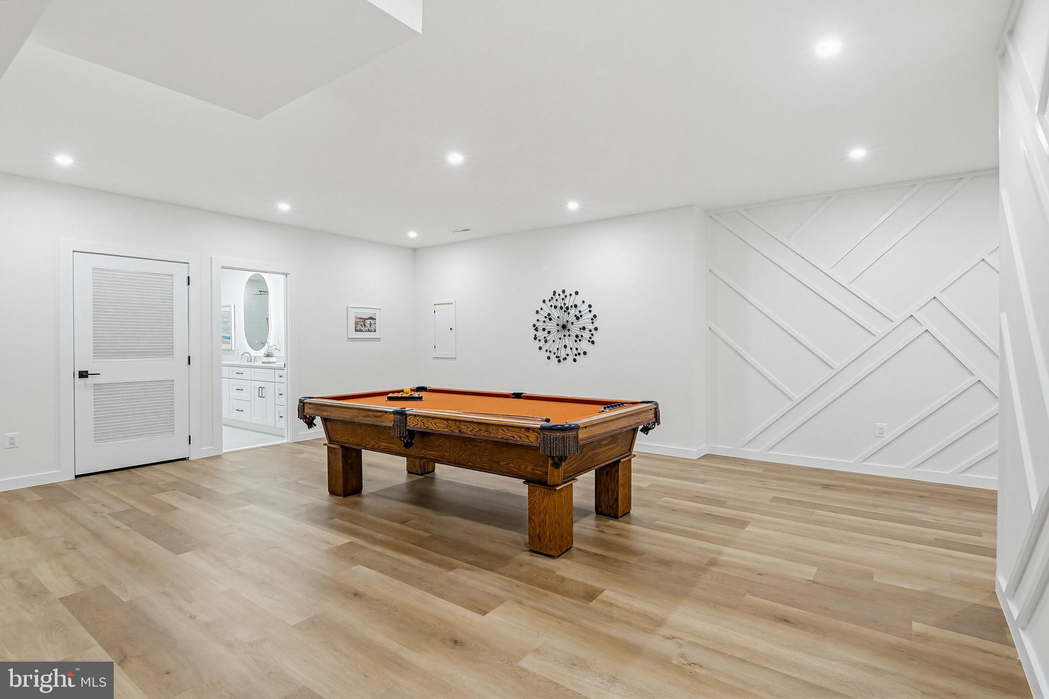 TRIADELPHIA WOODS - Residential
