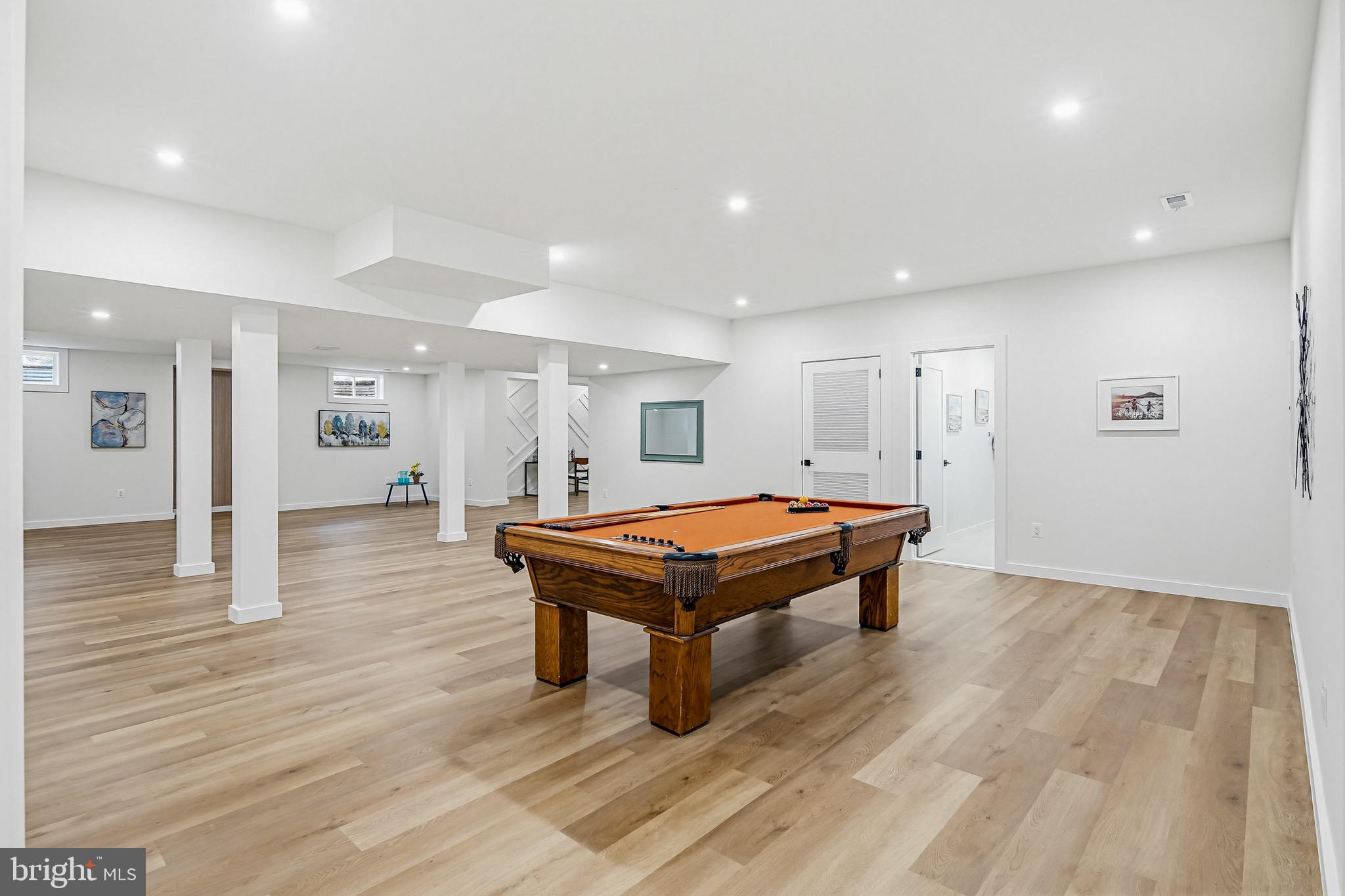 TRIADELPHIA WOODS - Residential