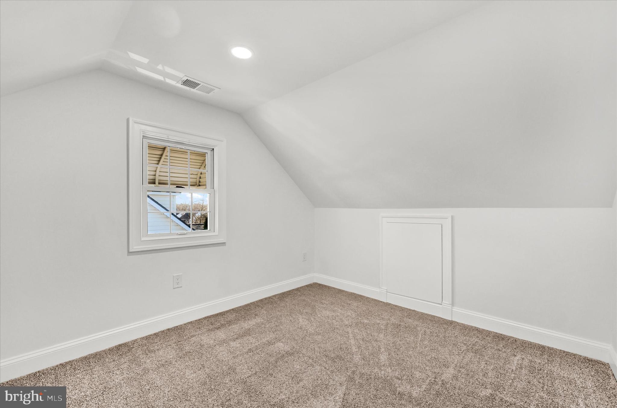 BROOKVIEW - Residential