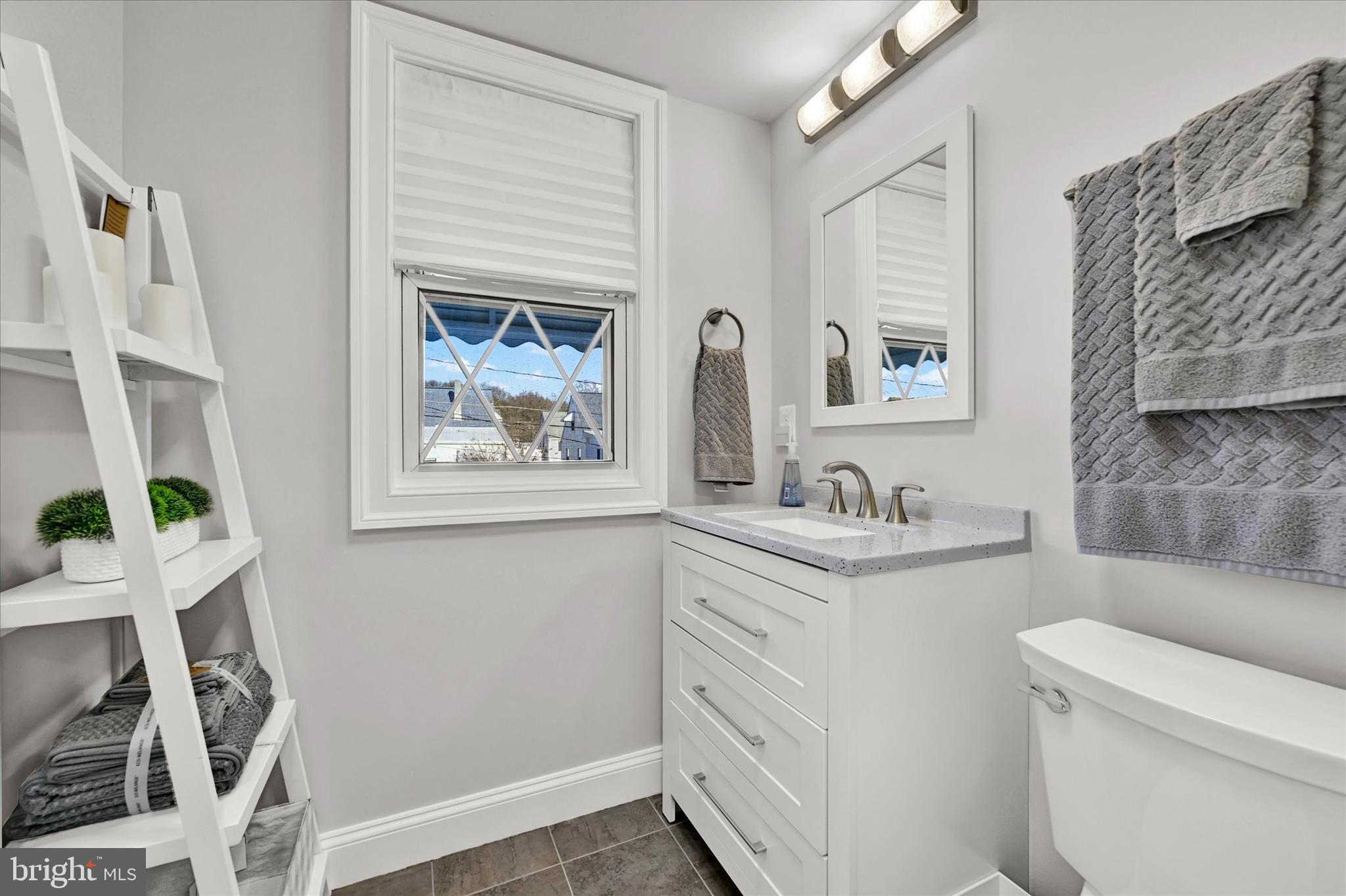 BROOKVIEW - Residential