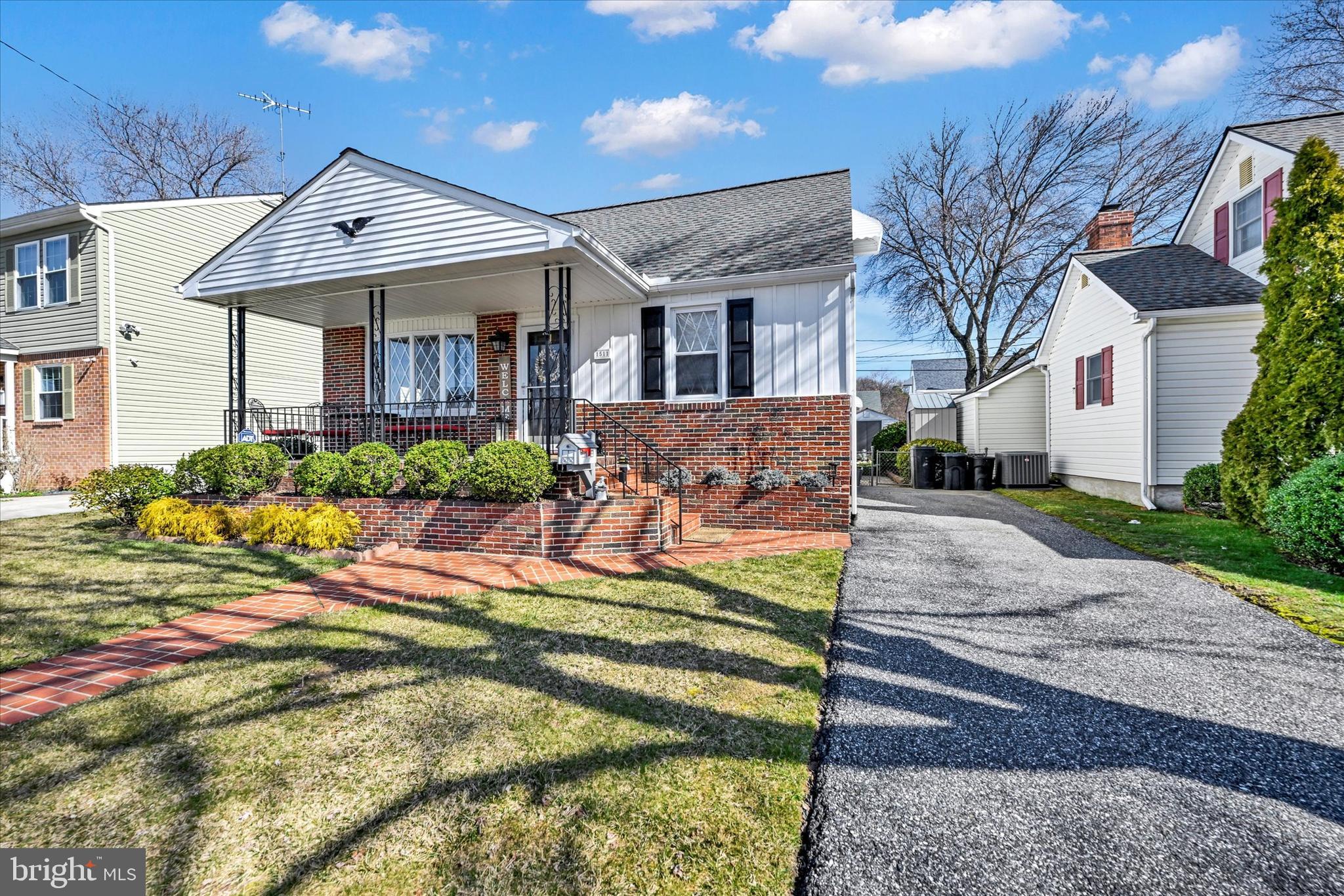 BROOKVIEW - Residential