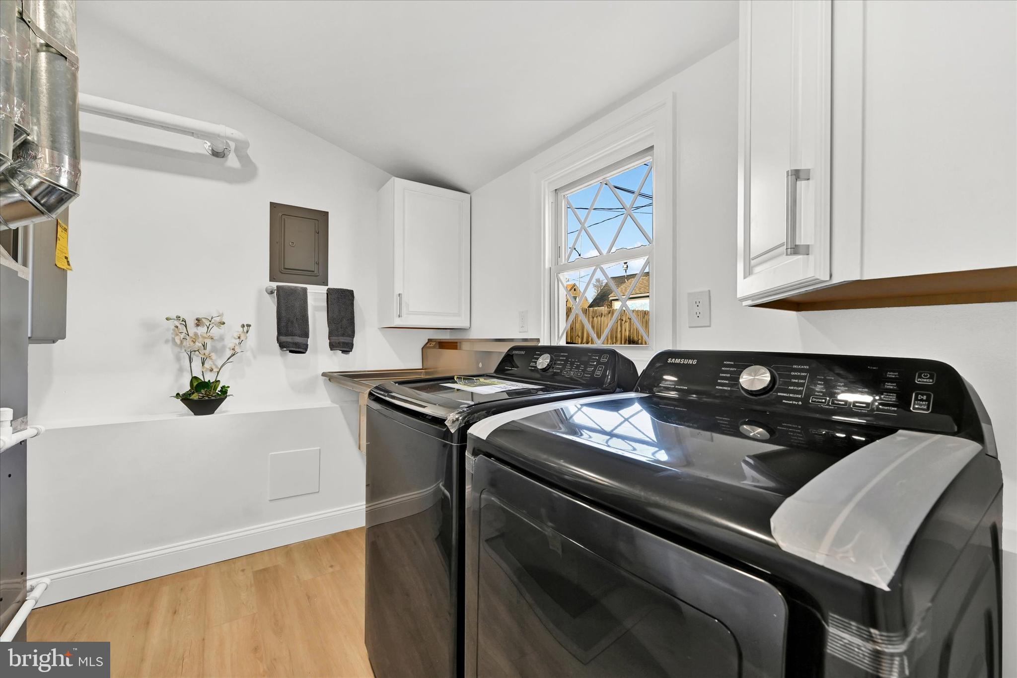 BROOKVIEW - Residential