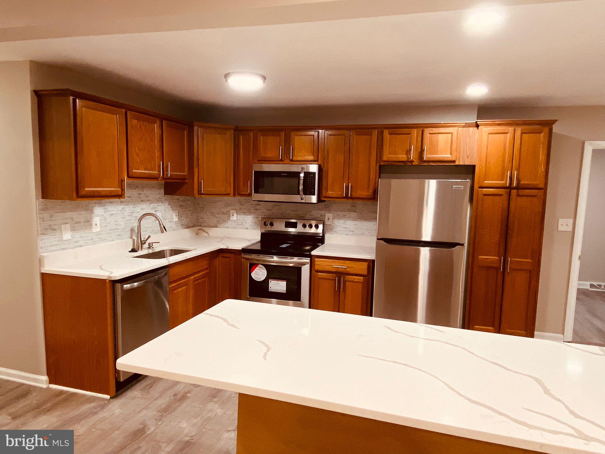 EARLY MANOR - Residential