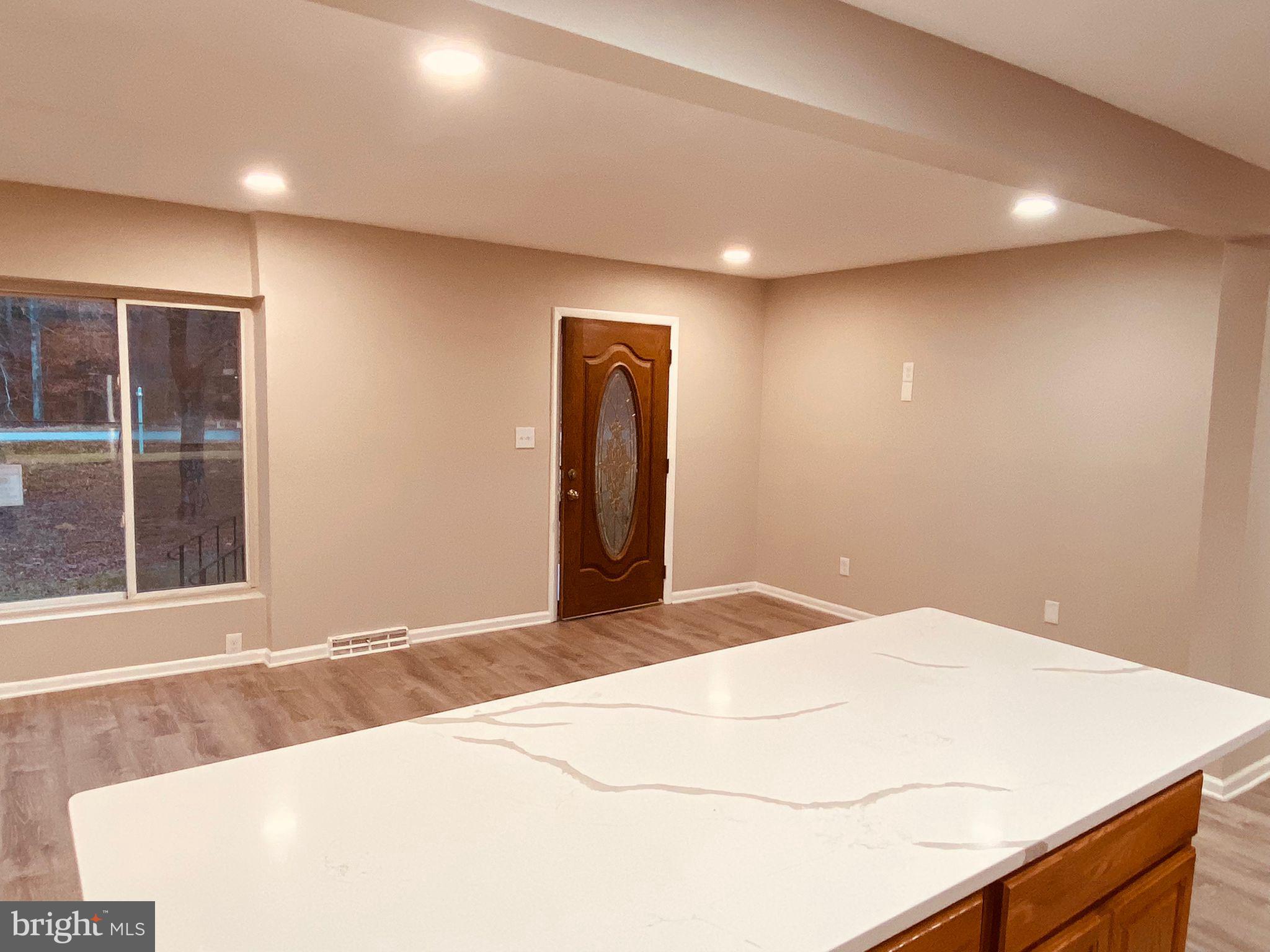 EARLY MANOR - Residential