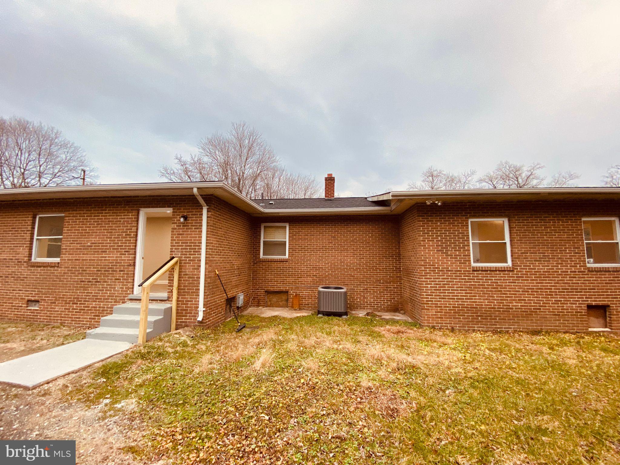 EARLY MANOR - Residential