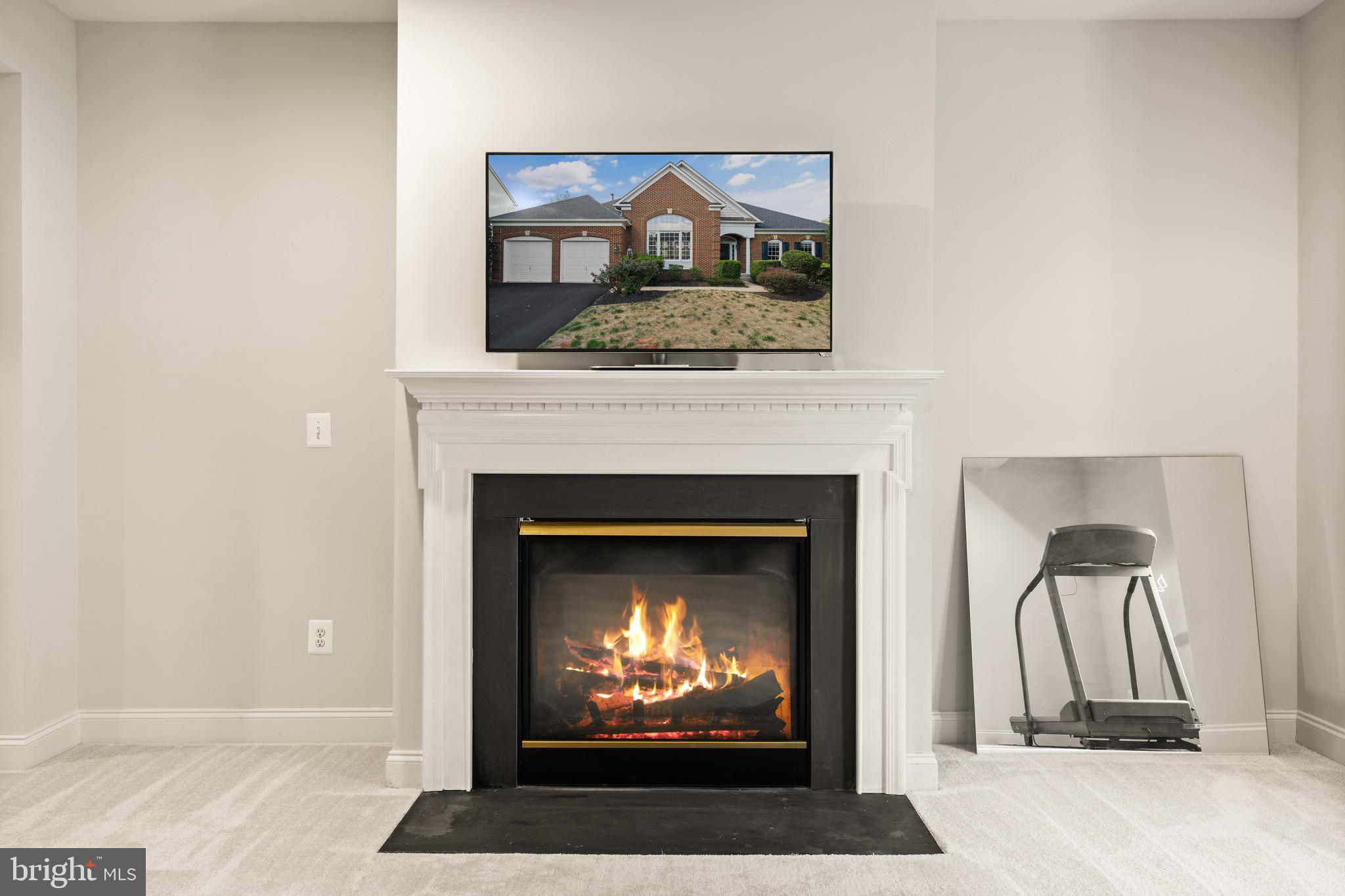 SPRING LAKES - Residential