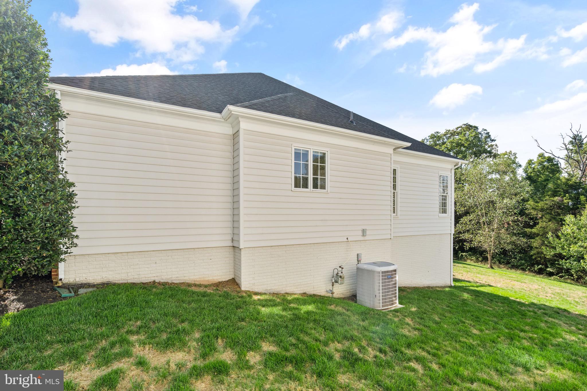 SPRING LAKES - Residential