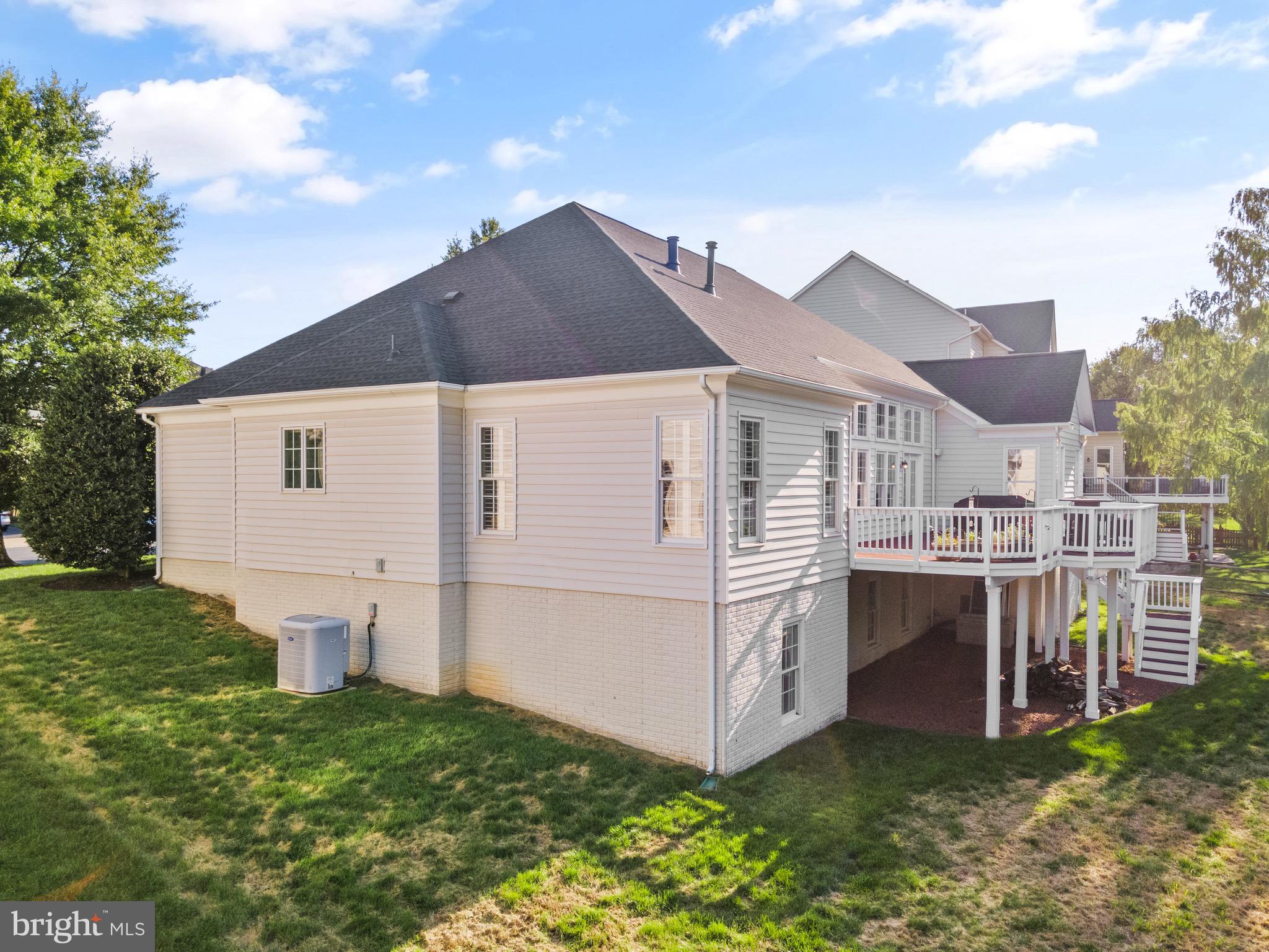 SPRING LAKES - Residential