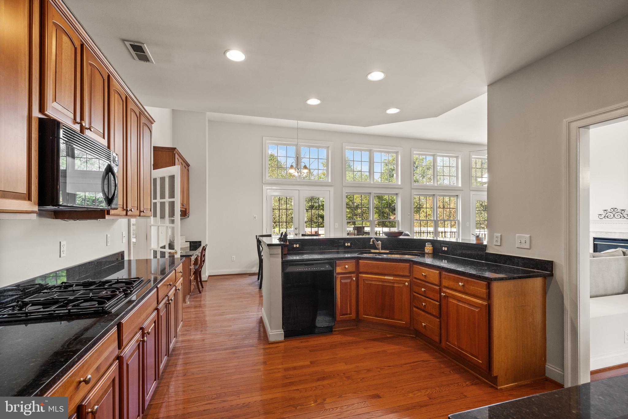 SPRING LAKES - Residential