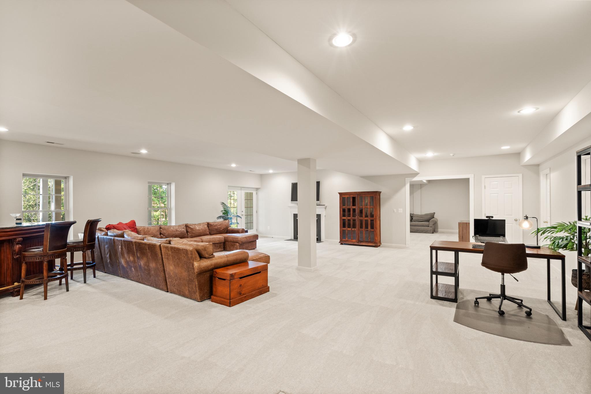 SPRING LAKES - Residential