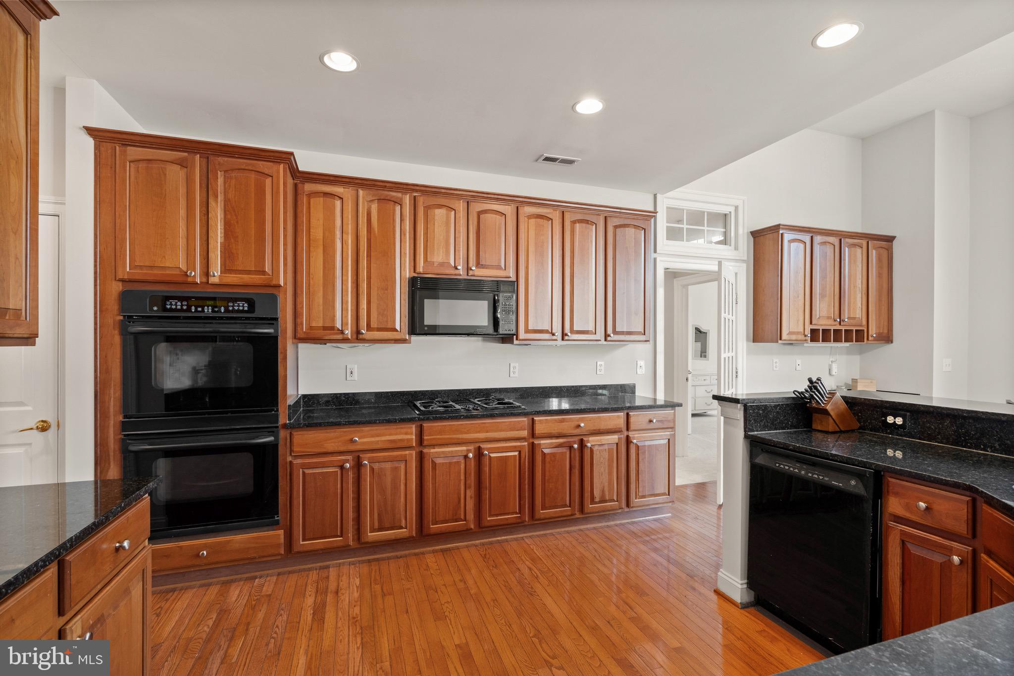 SPRING LAKES - Residential