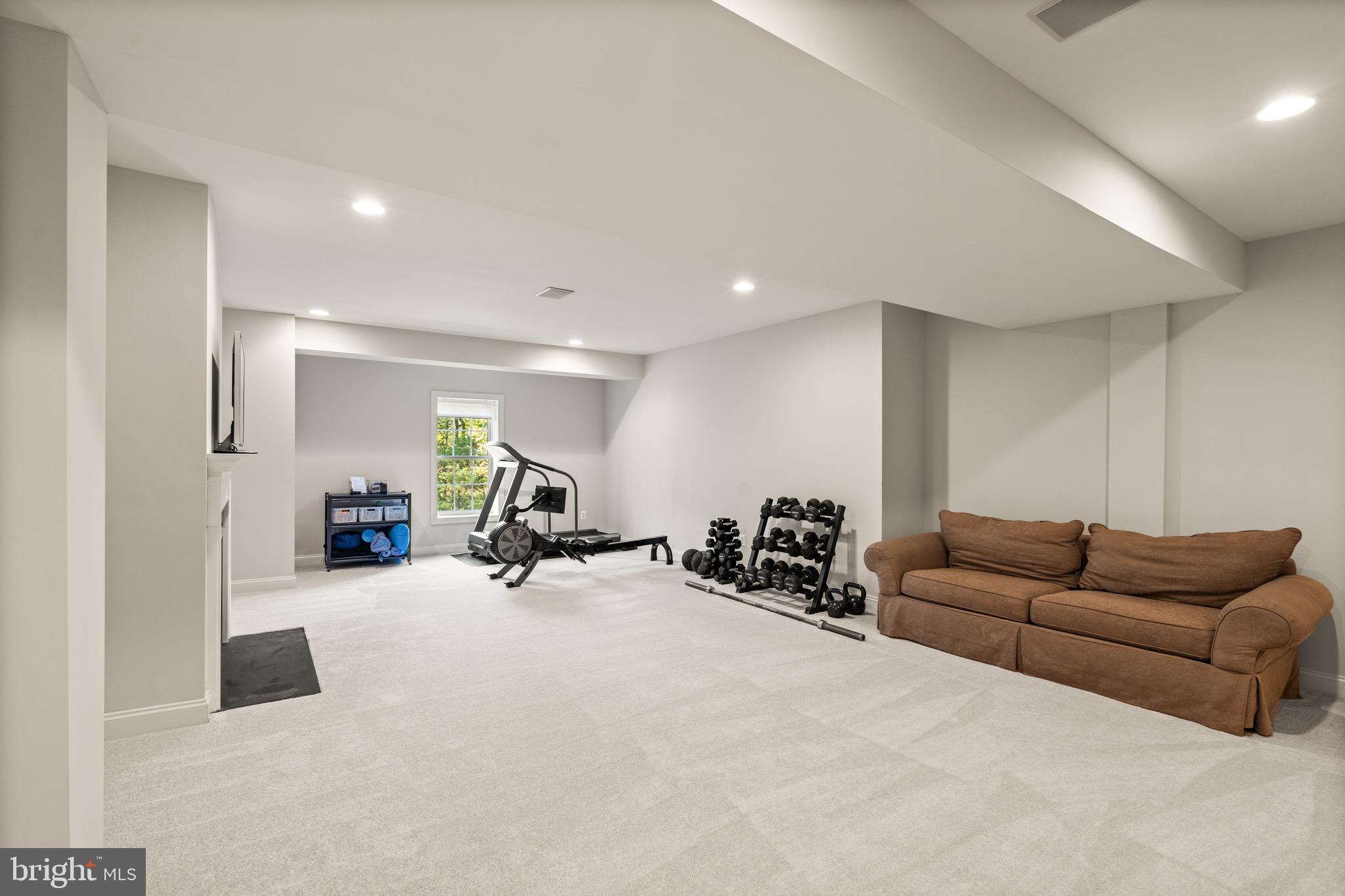 SPRING LAKES - Residential