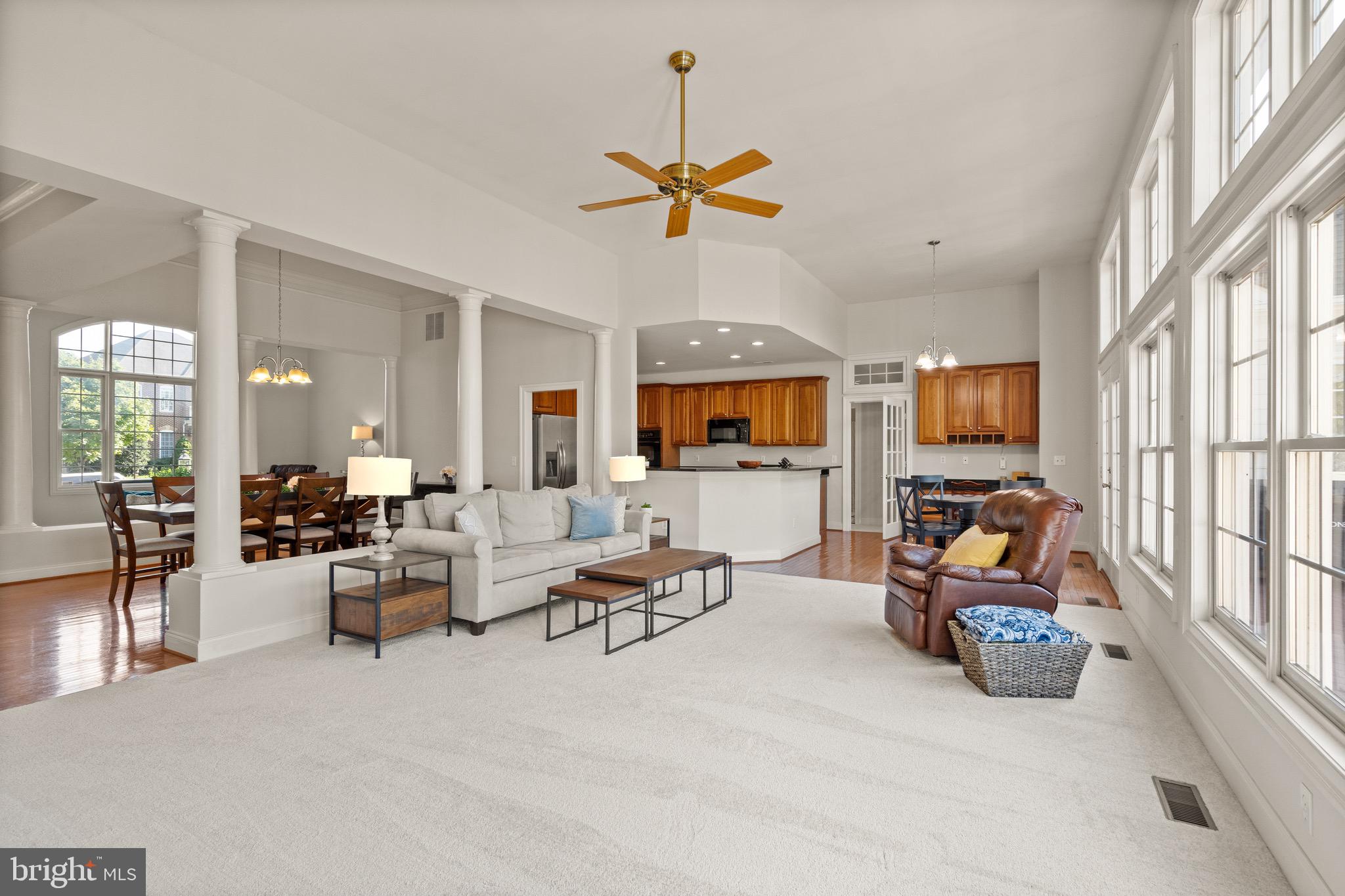 SPRING LAKES - Residential