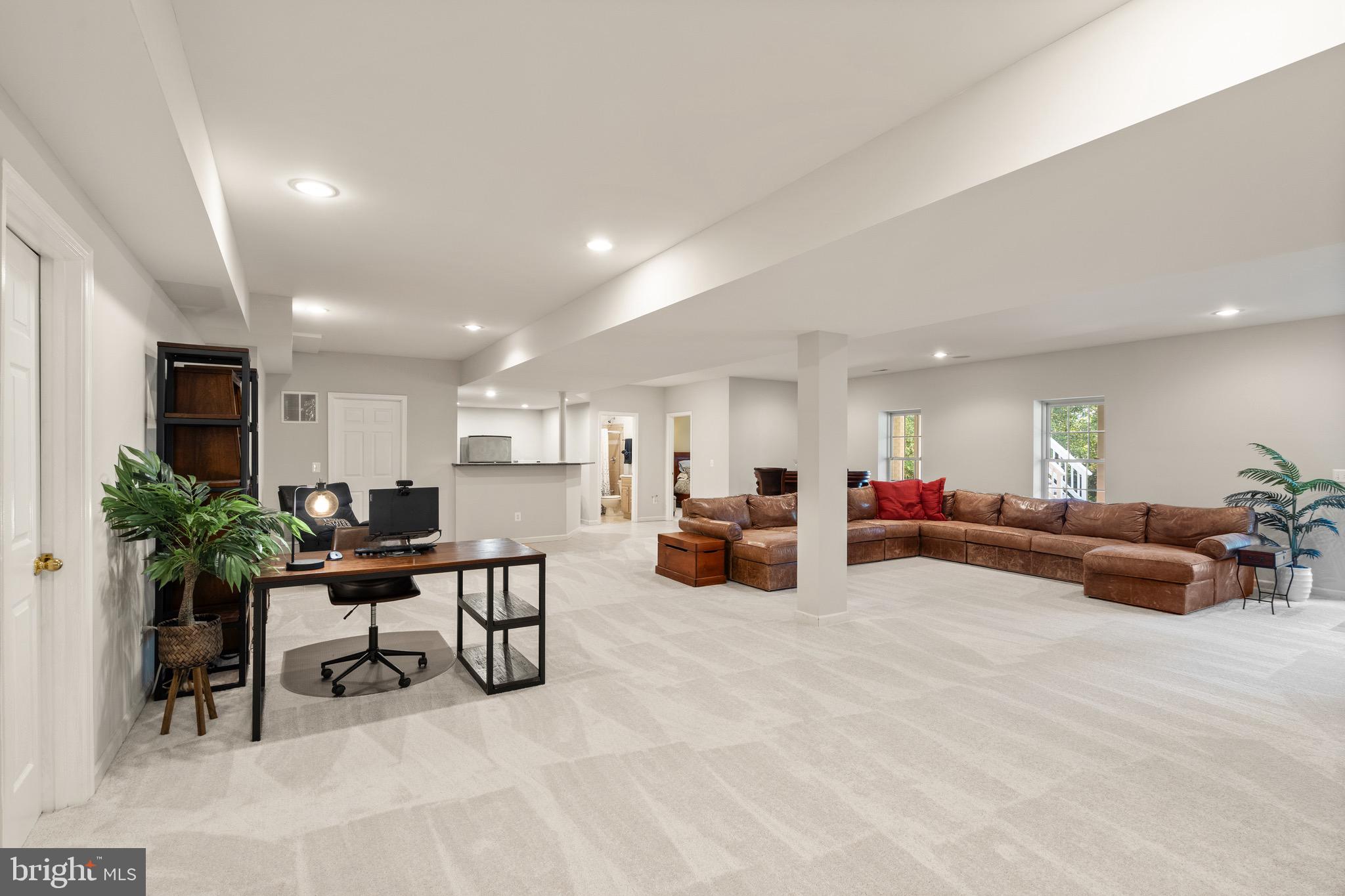 SPRING LAKES - Residential