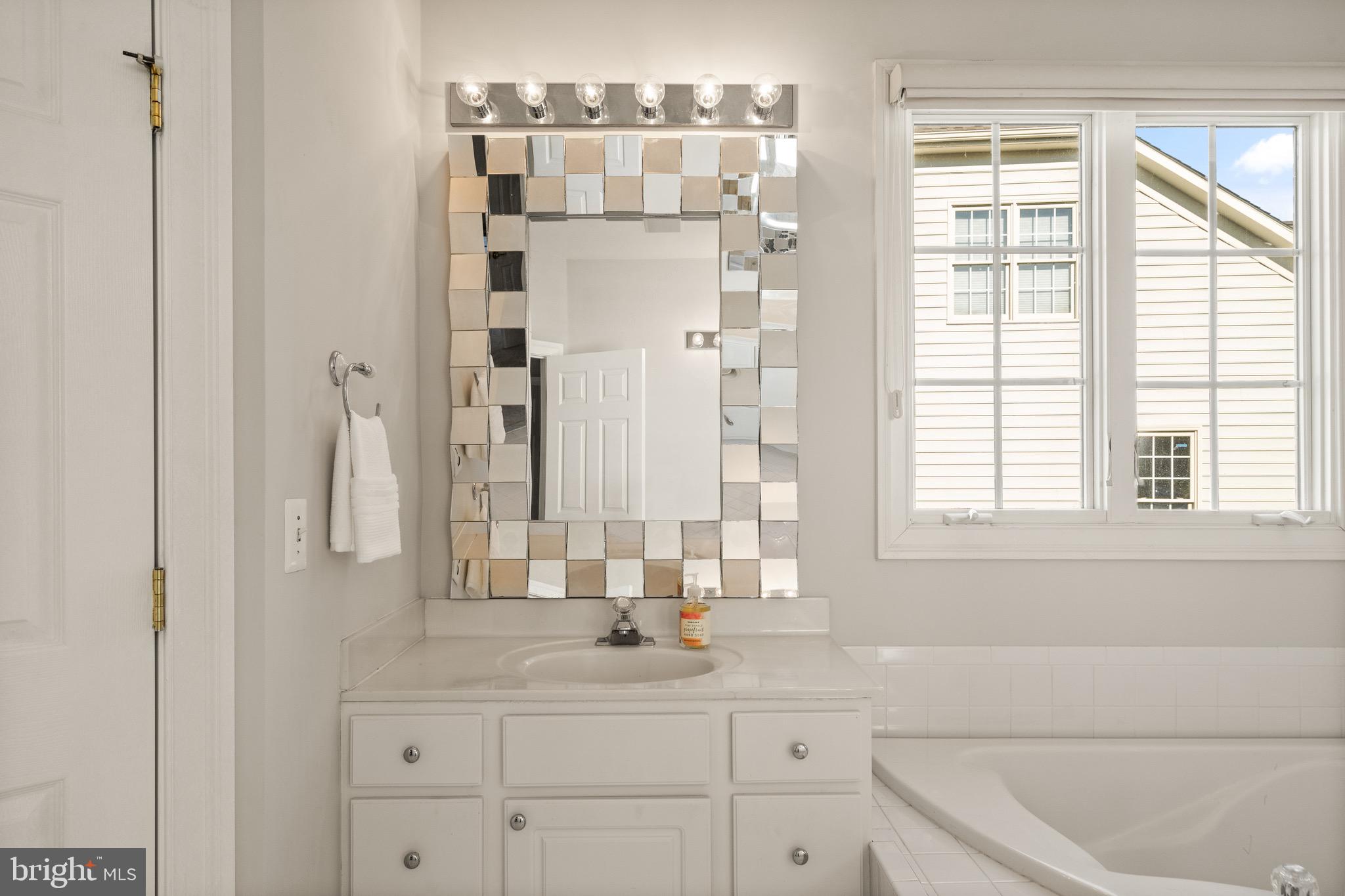 SPRING LAKES - Residential