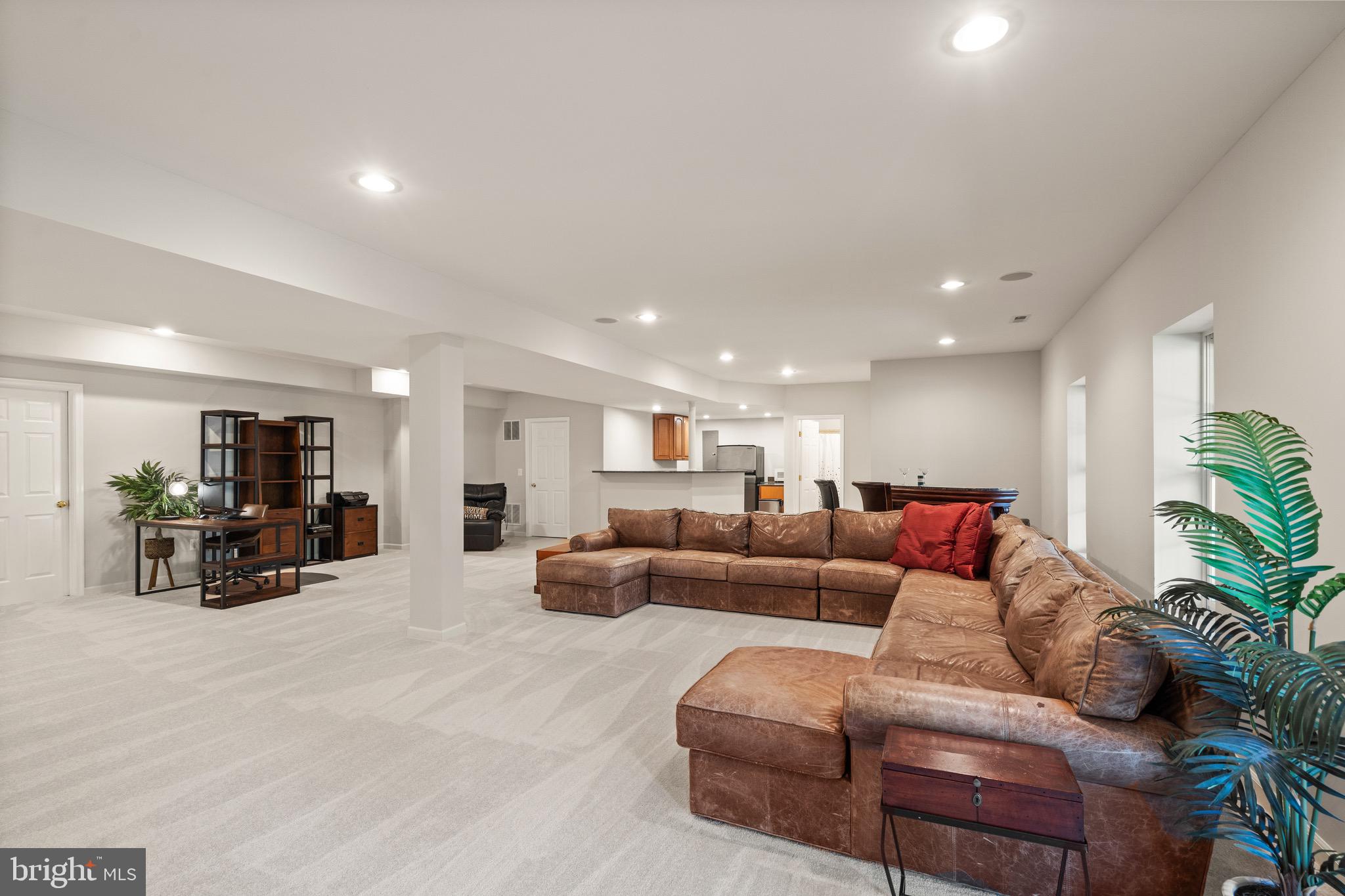 SPRING LAKES - Residential