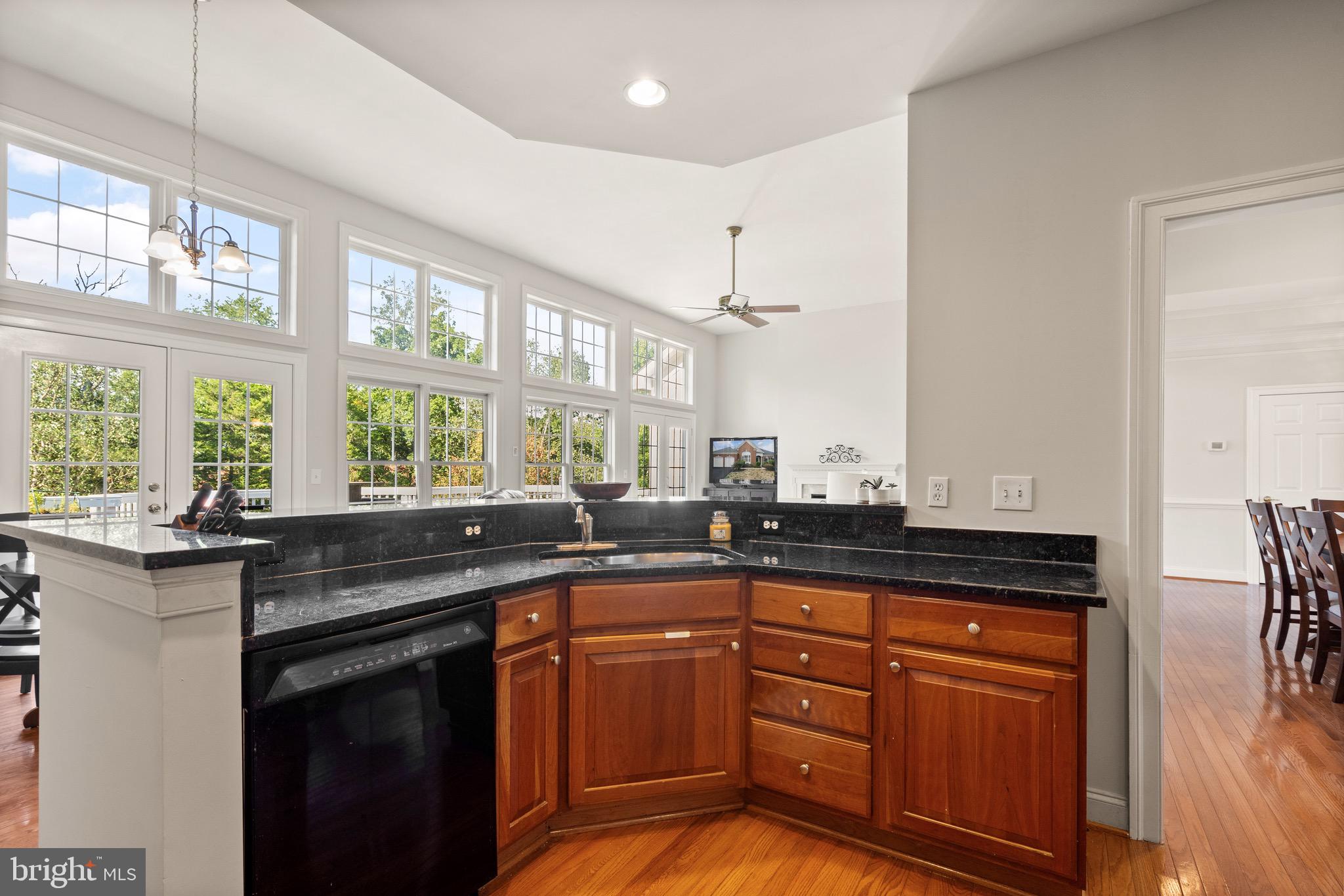 SPRING LAKES - Residential