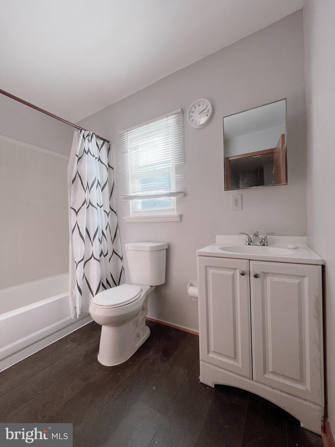 WHITMAN - Residential