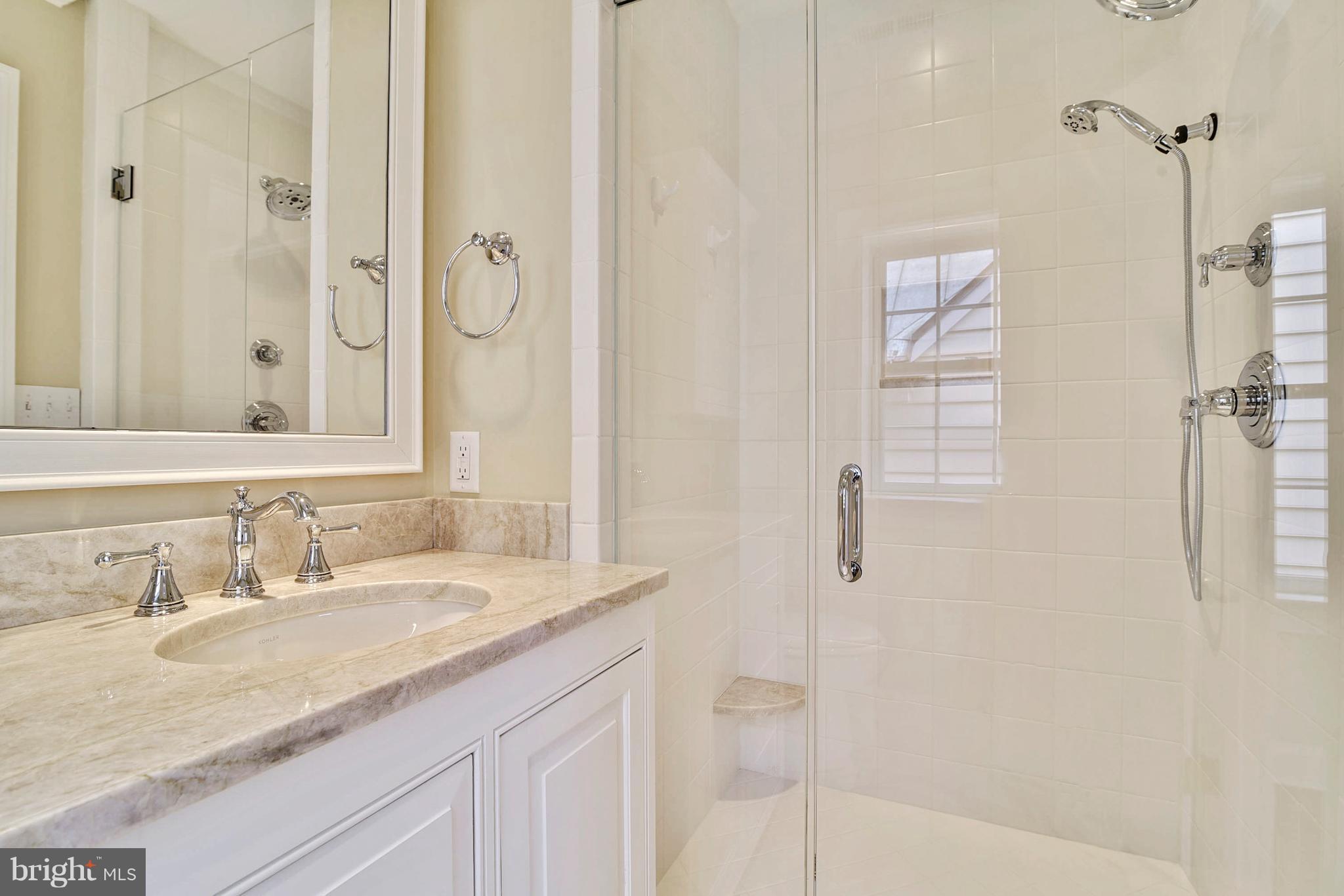 OLD TOWN ALEXANDRIA - Residential Lease