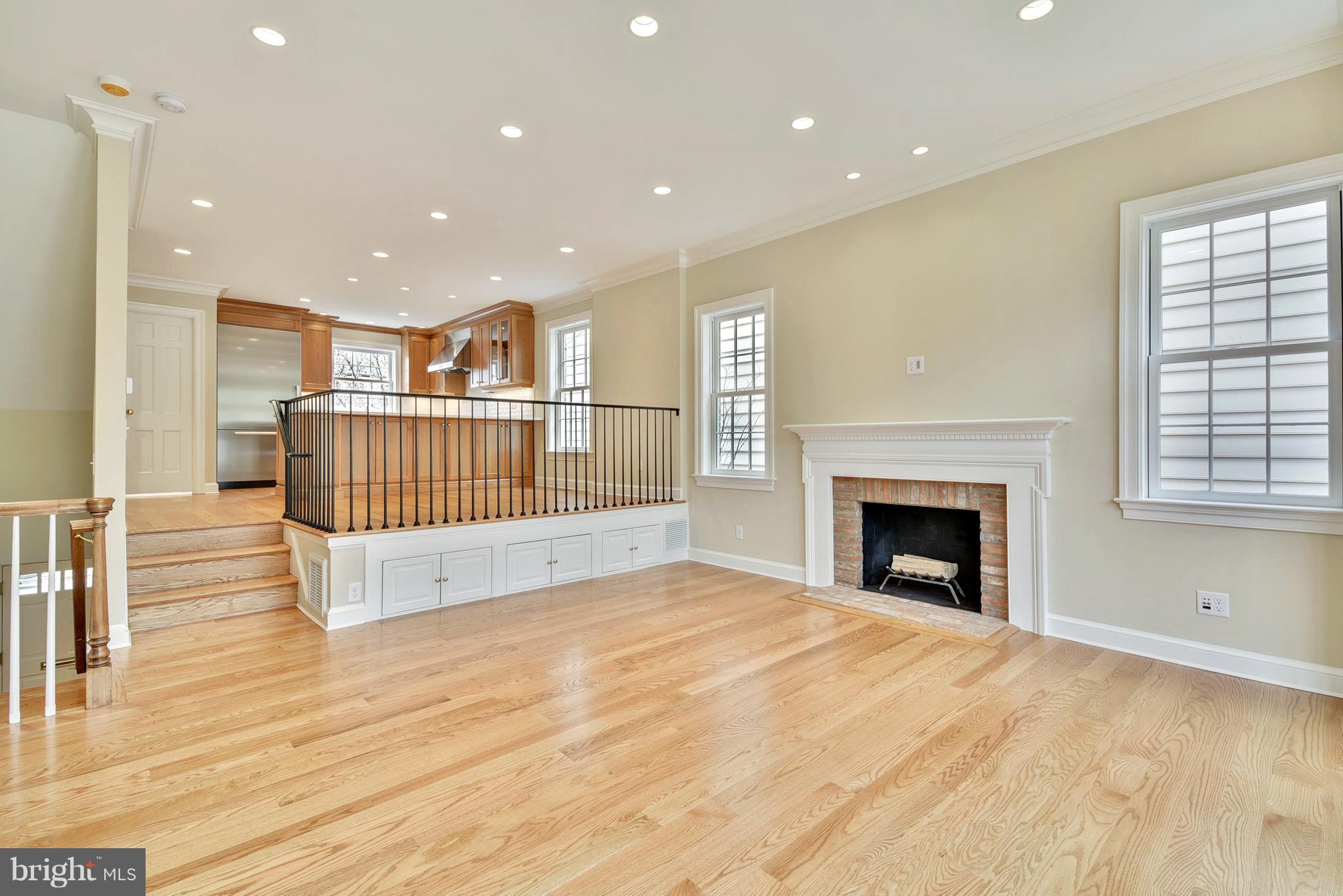 OLD TOWN ALEXANDRIA - Residential Lease