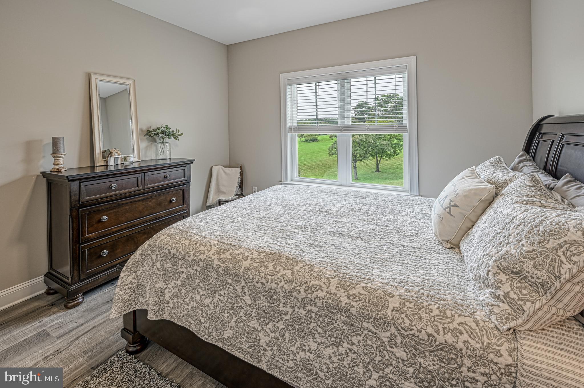 OAK GROVE ESTATES - Residential