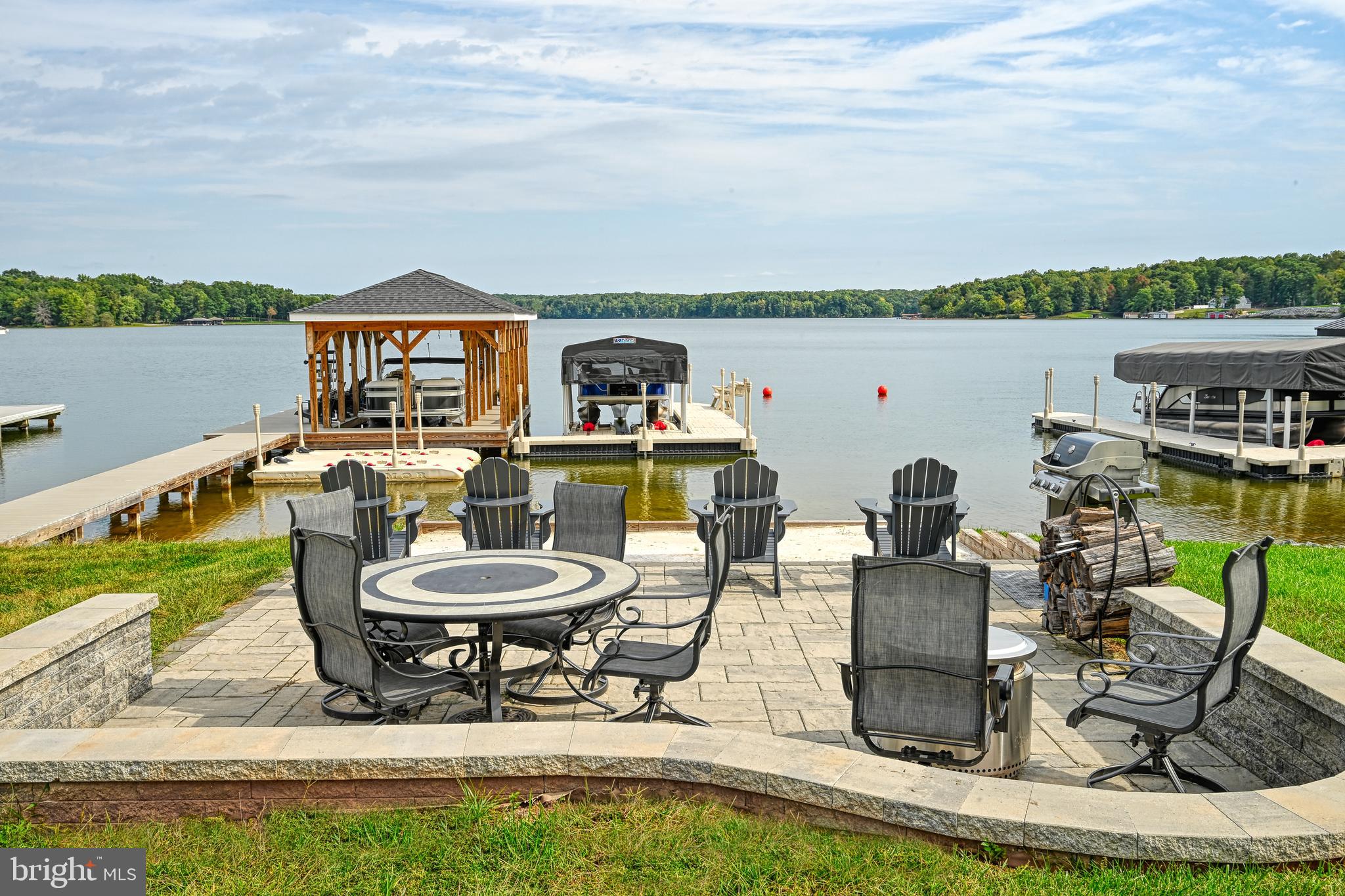 OAK GROVE ESTATES - Residential