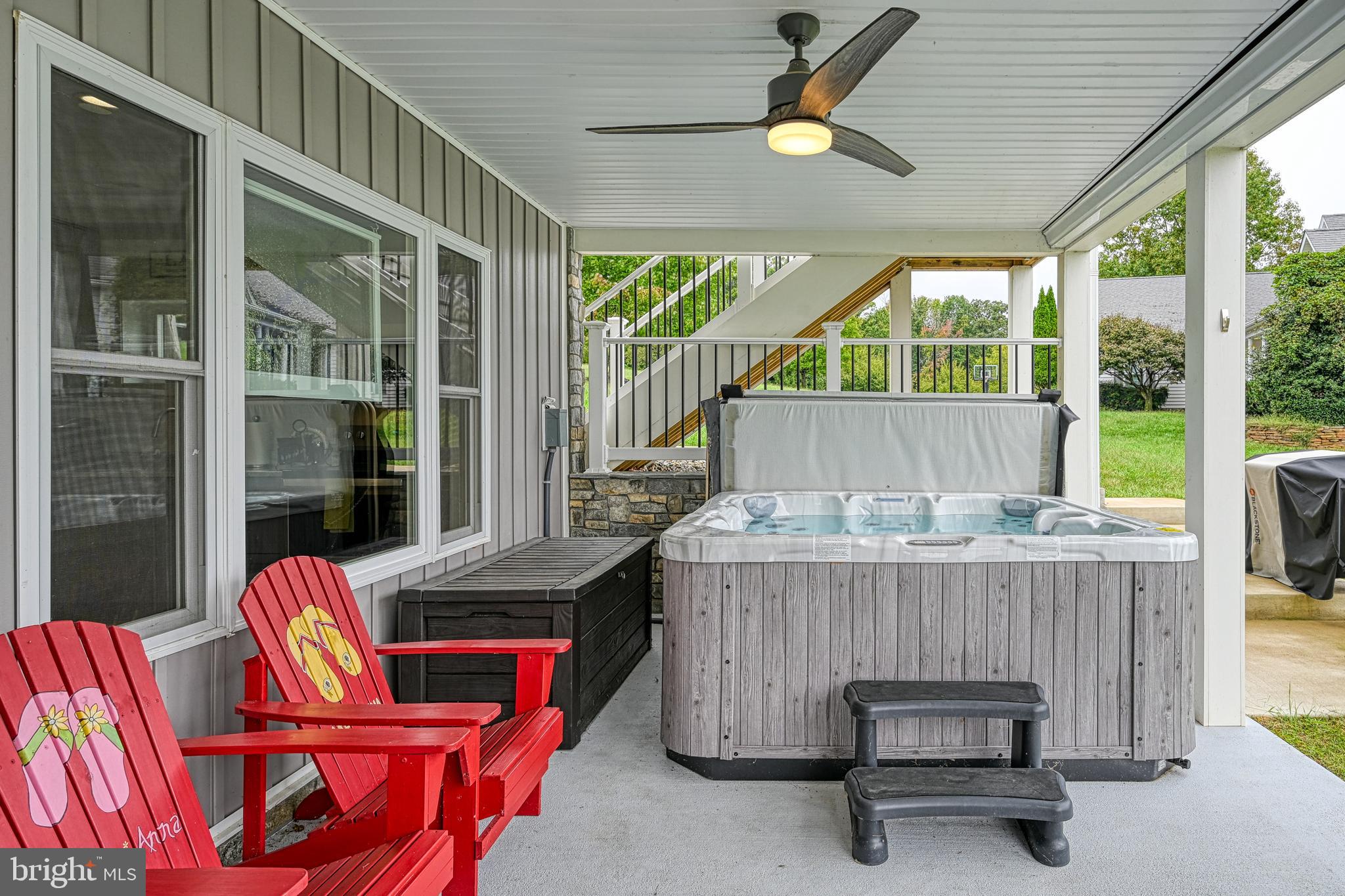 OAK GROVE ESTATES - Residential